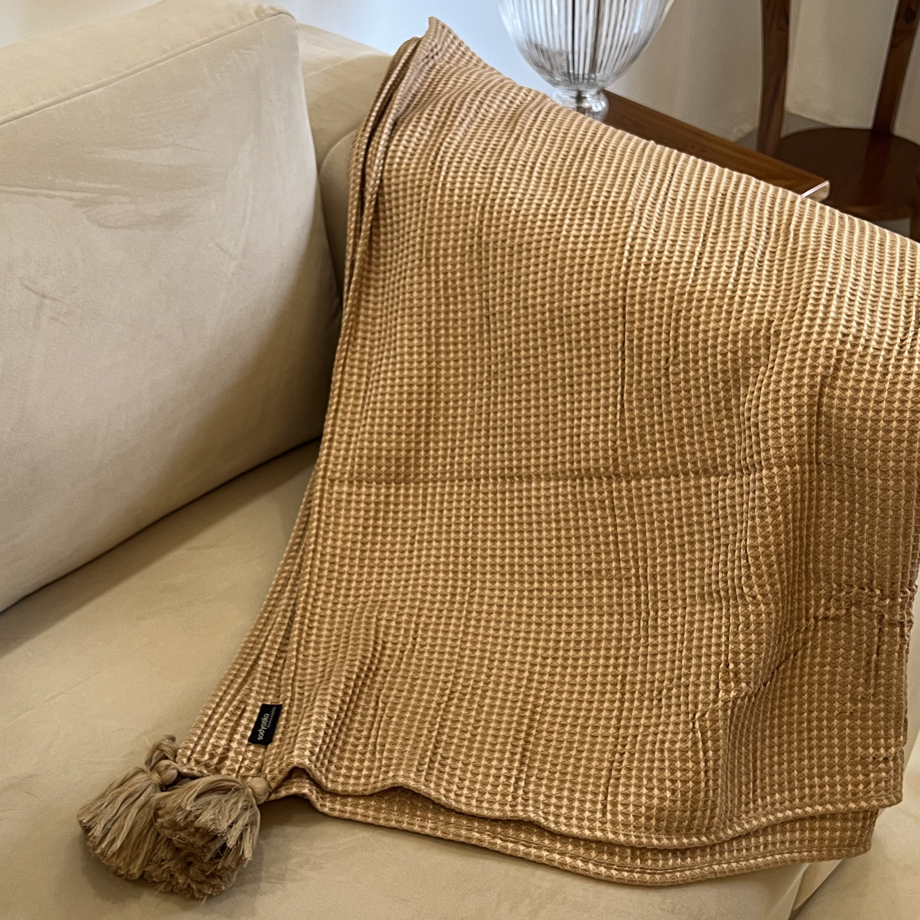 Honeycomb Mocha Woven Throw with Tassels