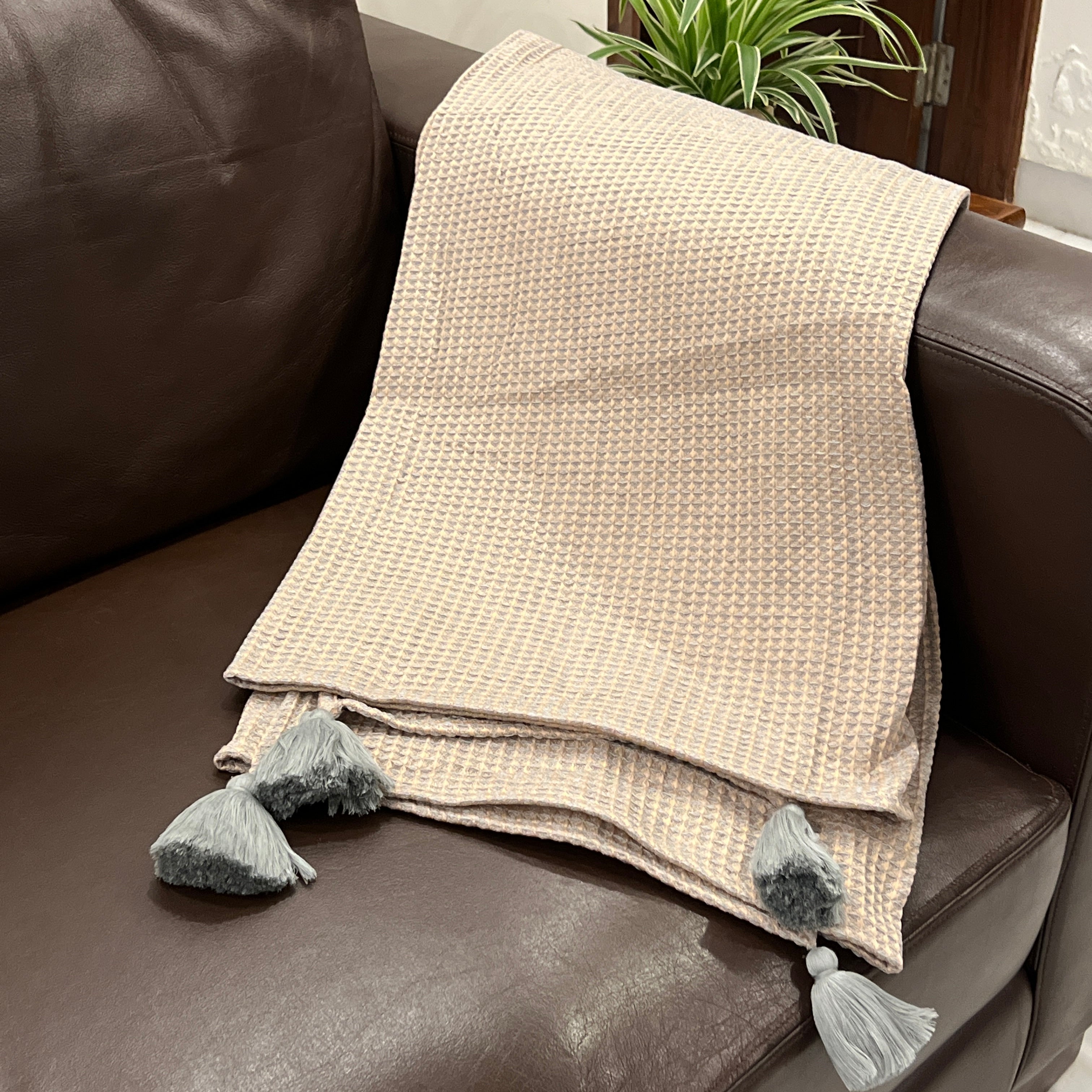 Honeycomb Slate Woven Throw with Tassels