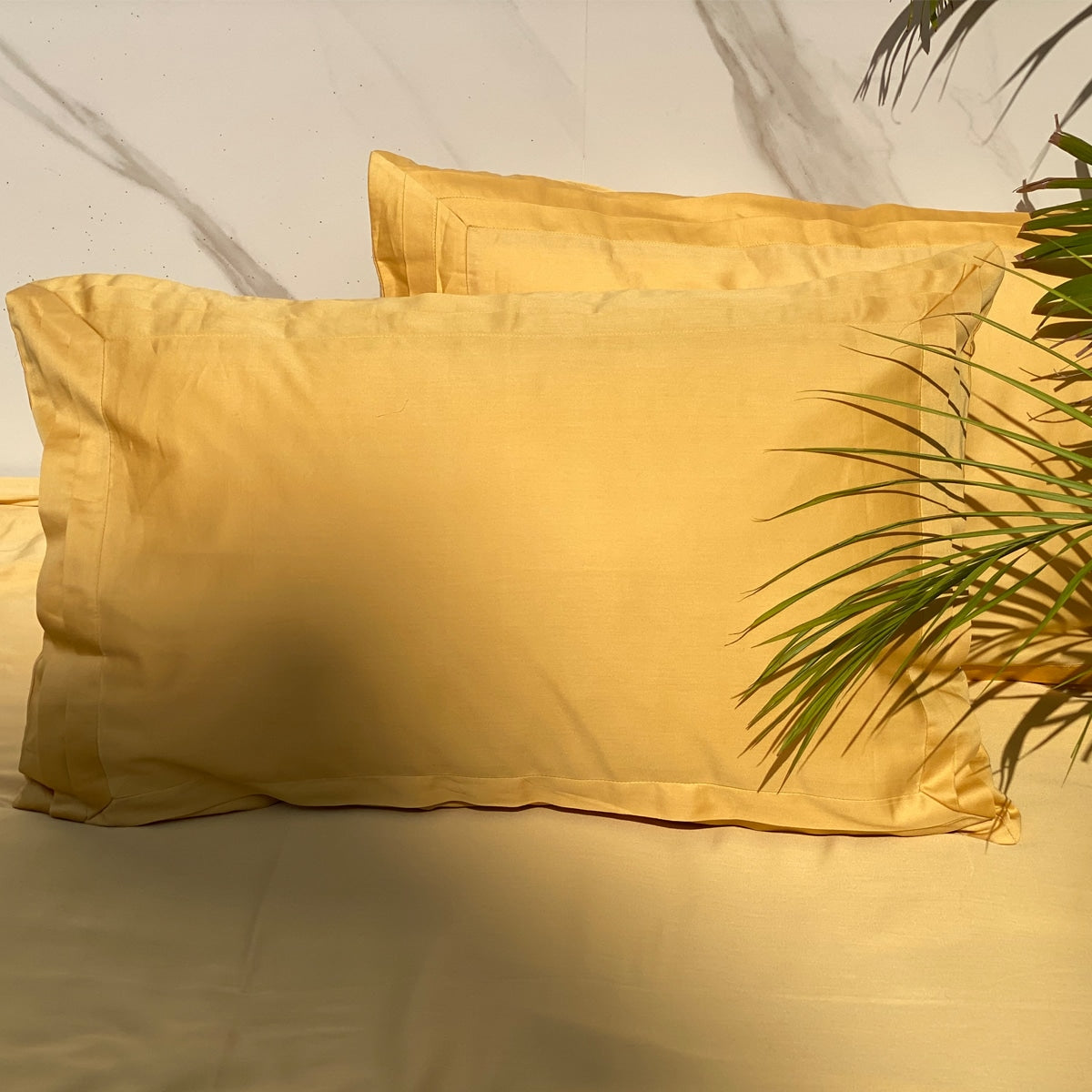TRI PLEAT-BUTTERCUP