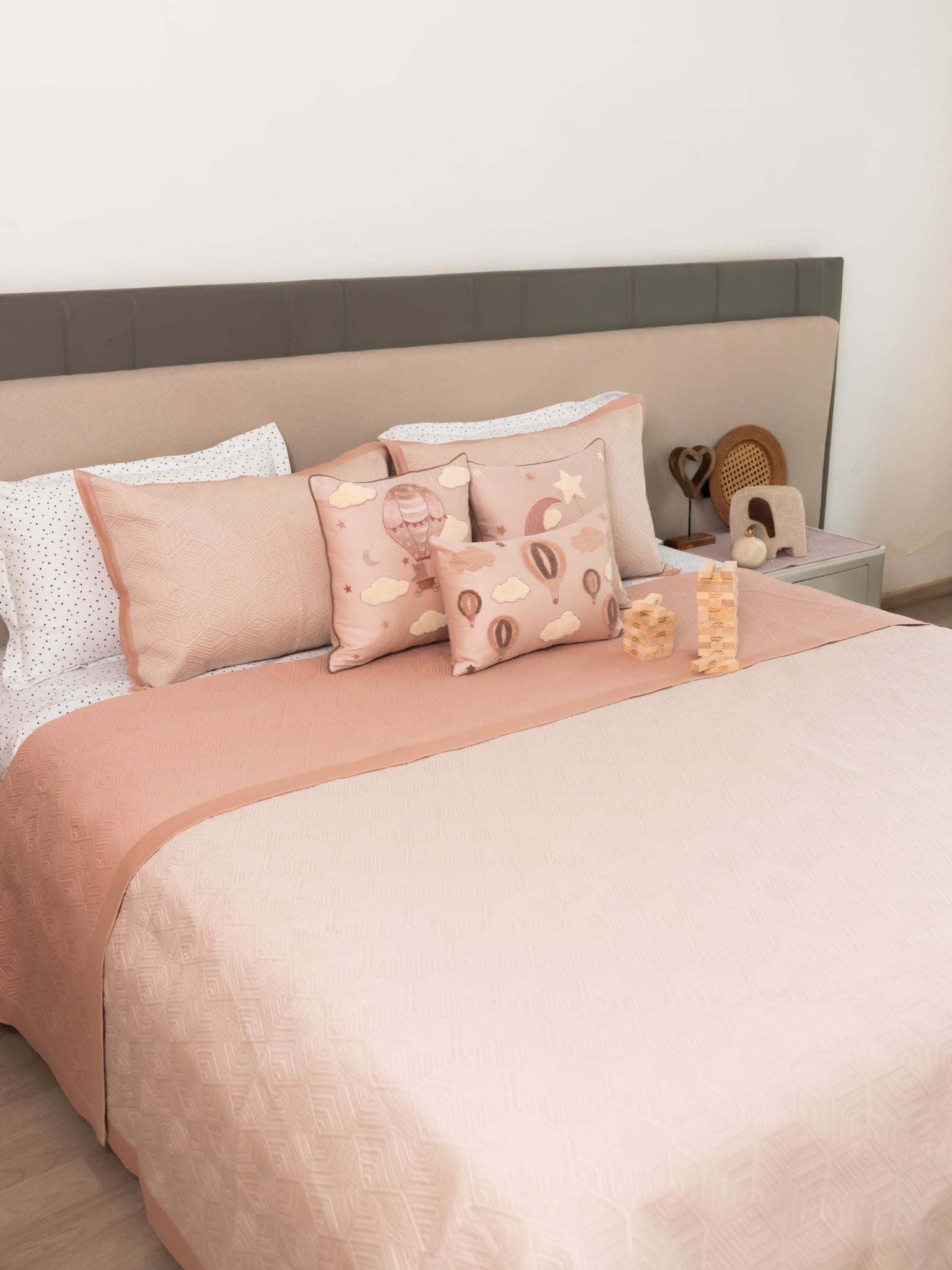 Twinkle Puff Rose Buff Kids Cotton Bedding Set (10 PC Set)