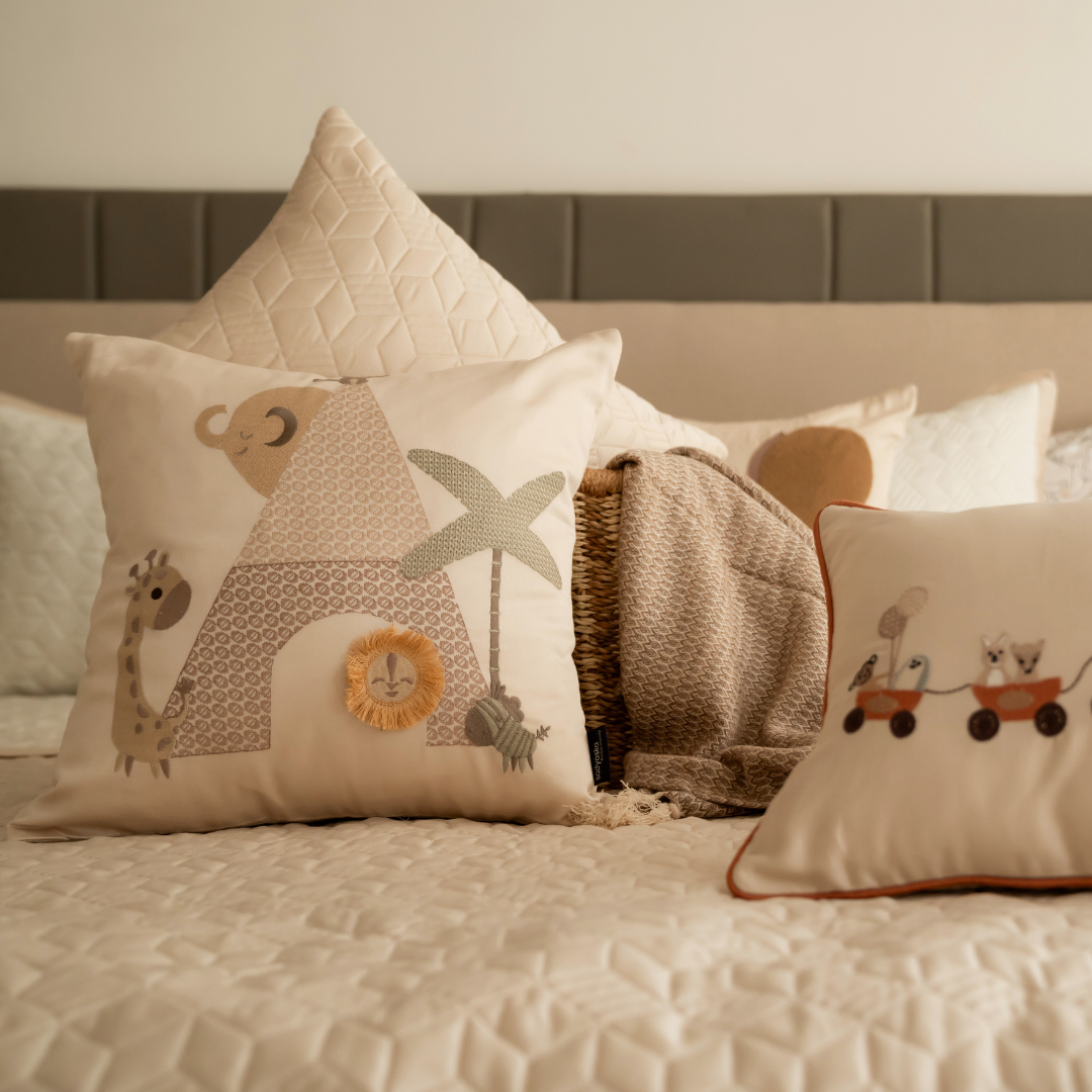 Wild Wonders Oats Beige and Ivory Kids Bedding Set (10 PC Set)