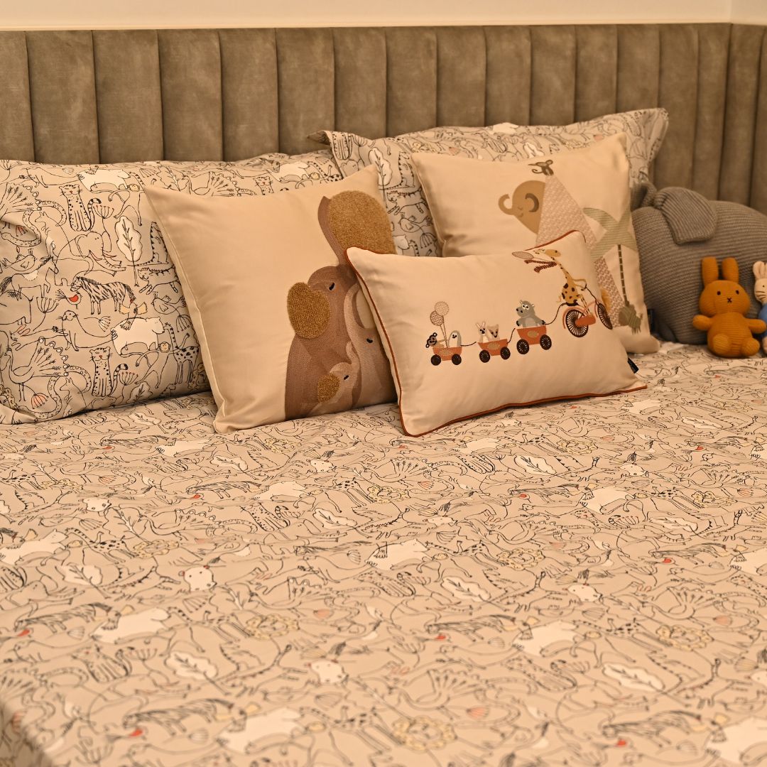 Wild Wonders Oats Beige and Ivory Kids Bedding Set (10 PC Set)