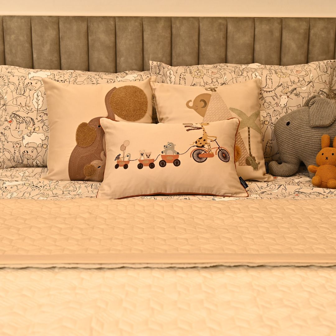 Wild Wonders Oats Beige and Ivory Kids Bedding Set (10 PC Set)