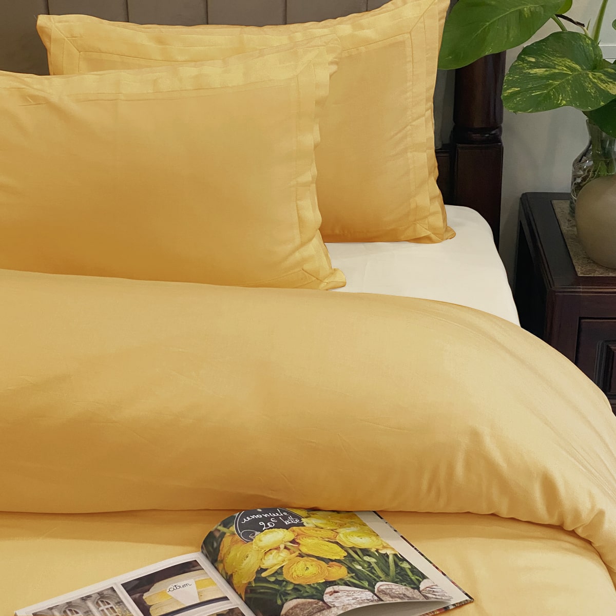 Butter Cup Yellow Tri Pleat Duvet Cover