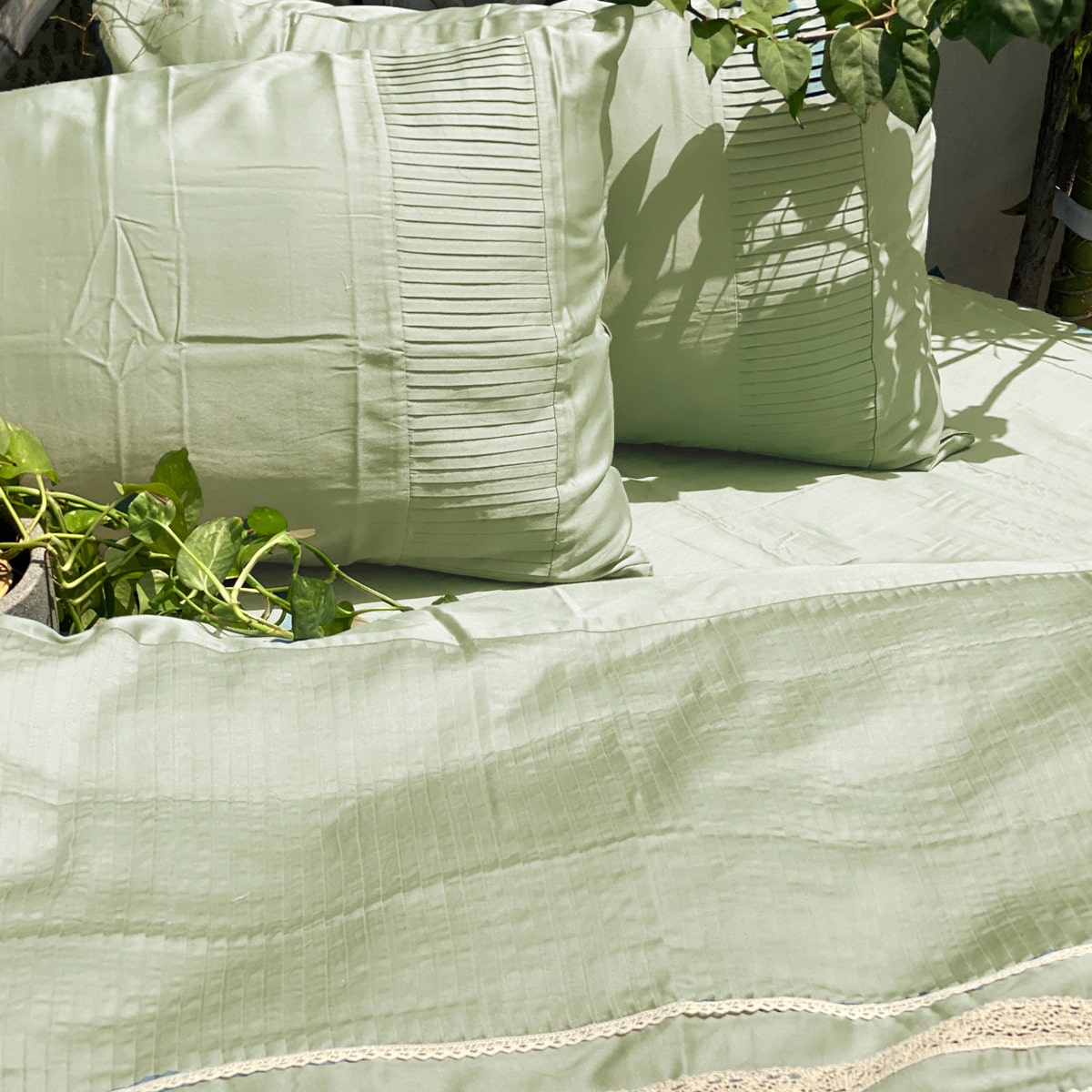 Eden Pleated Lime Green Duvet Cover Set
