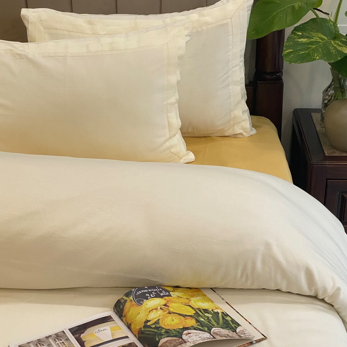 Ivory Tri Pleat Duvet Cover Set