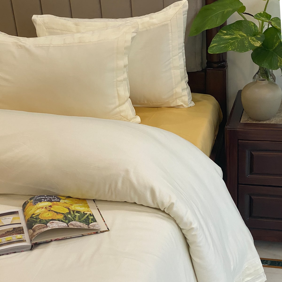 Ivory Tri Pleat Duvet Cover Set