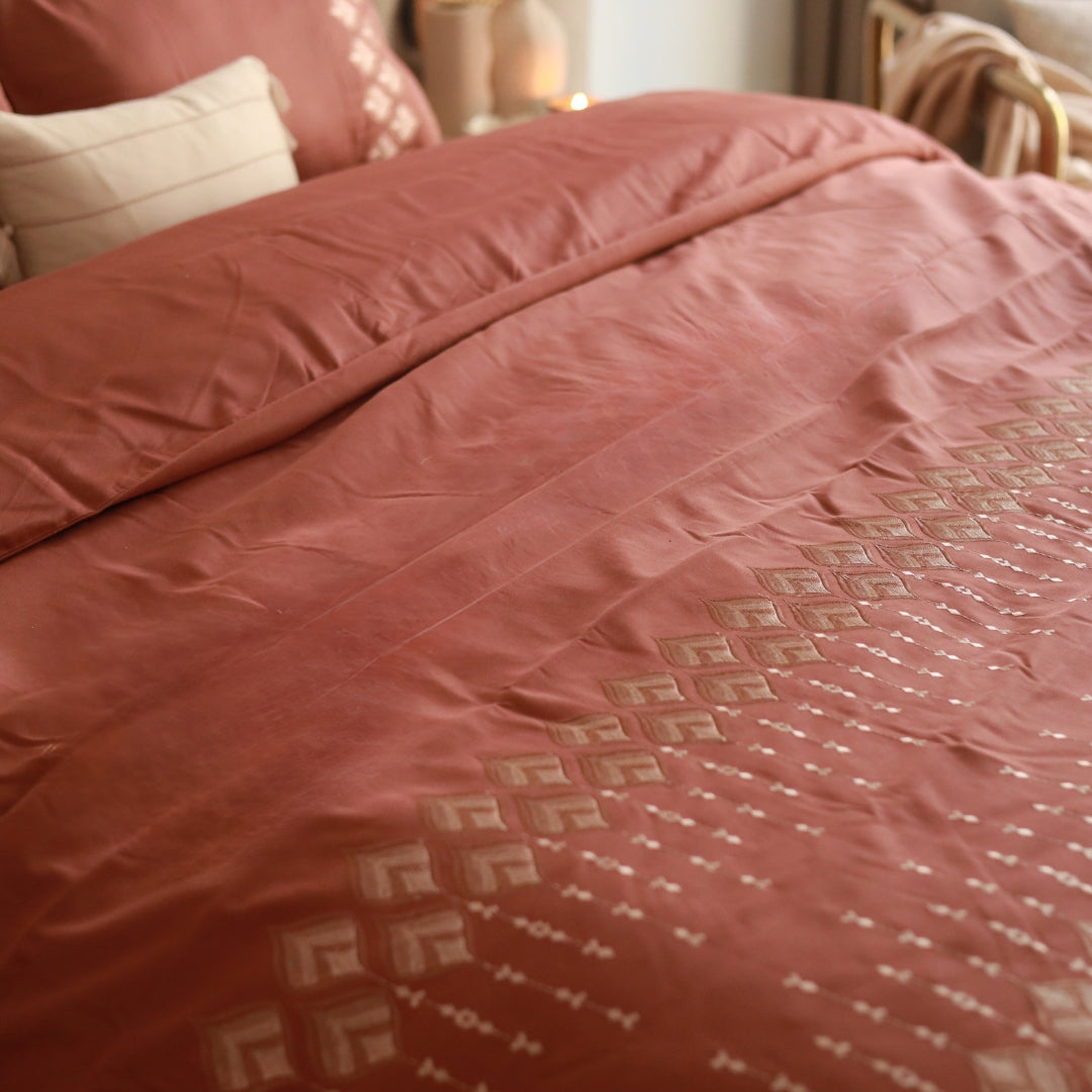 Leaflet Blush Syona Duvet Cover Set