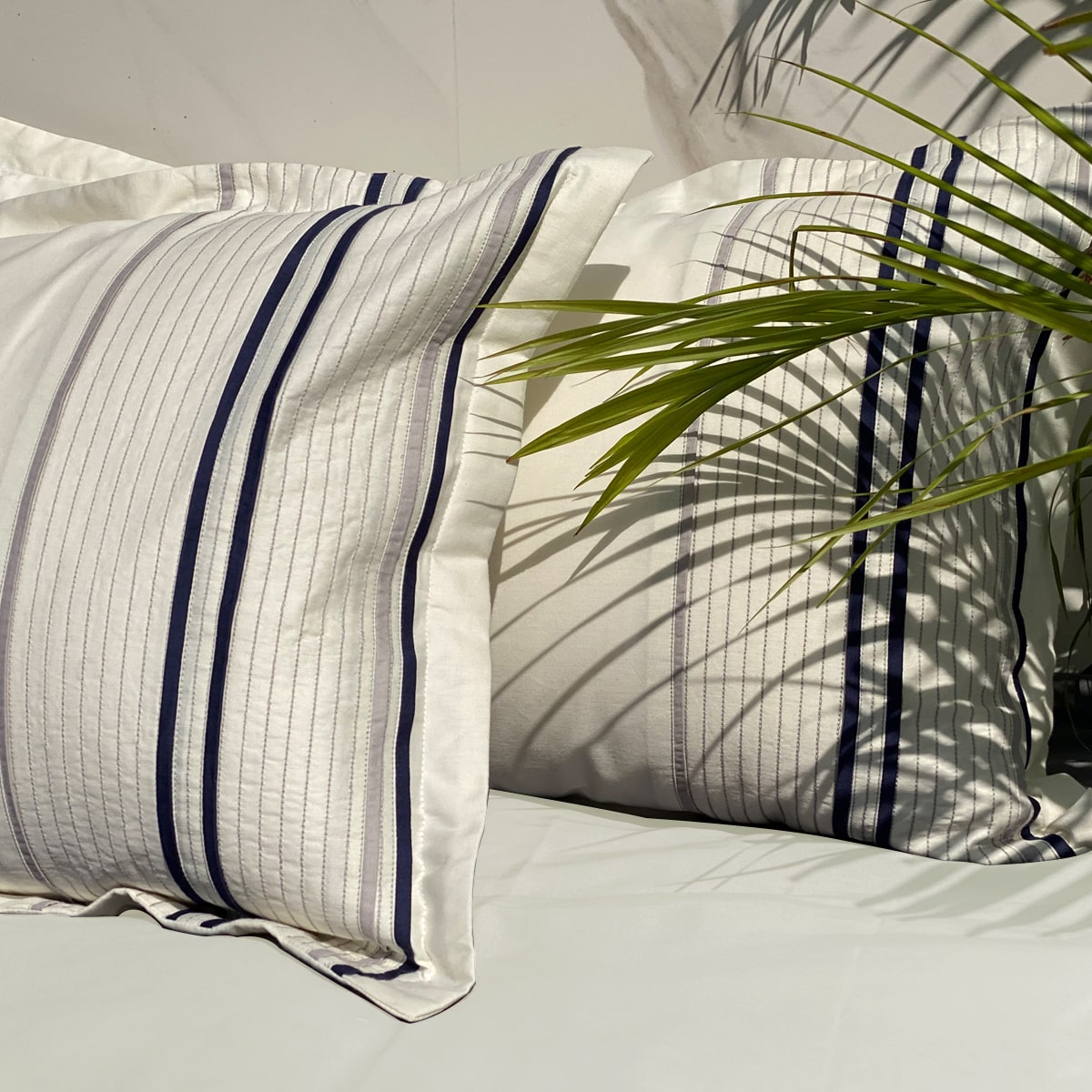 Linear Ivory Dreams Bedsheet