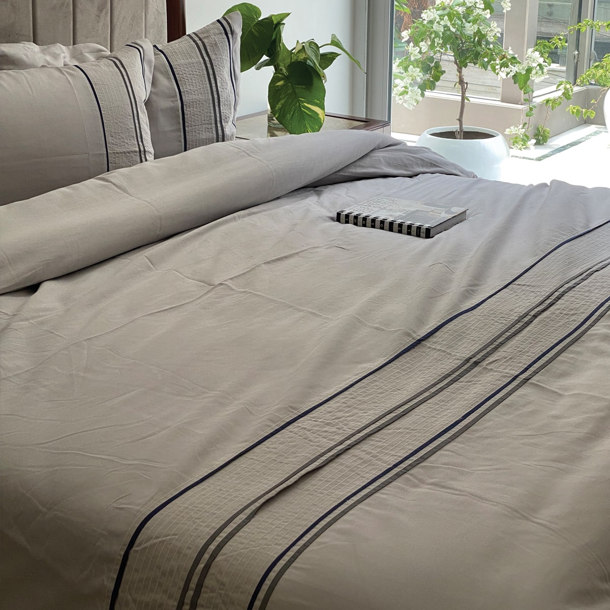 Linear Grey Dreams Duvet Cover