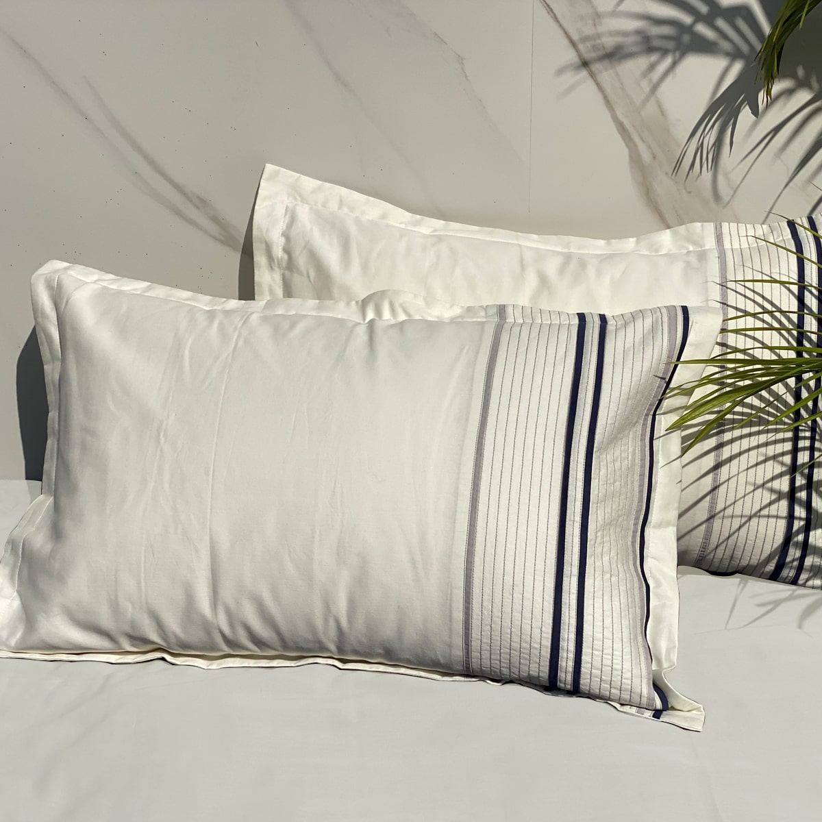 Linear Ivory Dreams Bedsheet