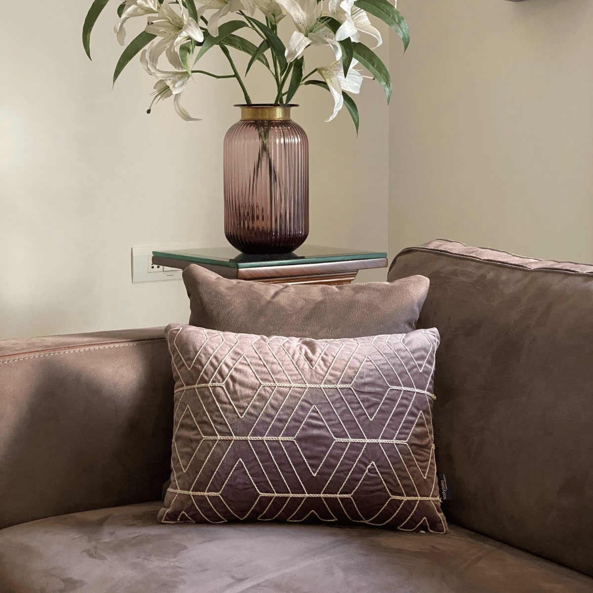 Decorative Garnet Lilac Velvet Cushion Cover 12x18
