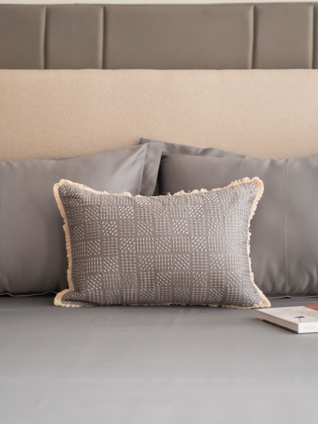 Seraph Slate Treasure Bedsheet Set