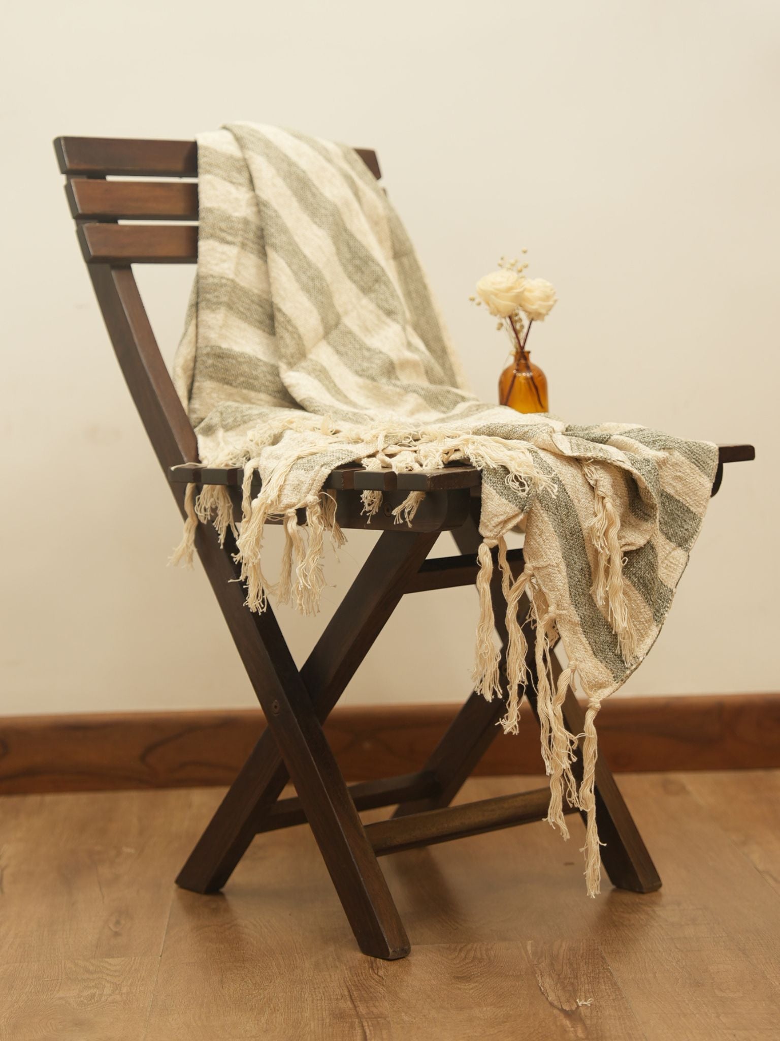 Ivory and Grey Woven Throw with Tassels