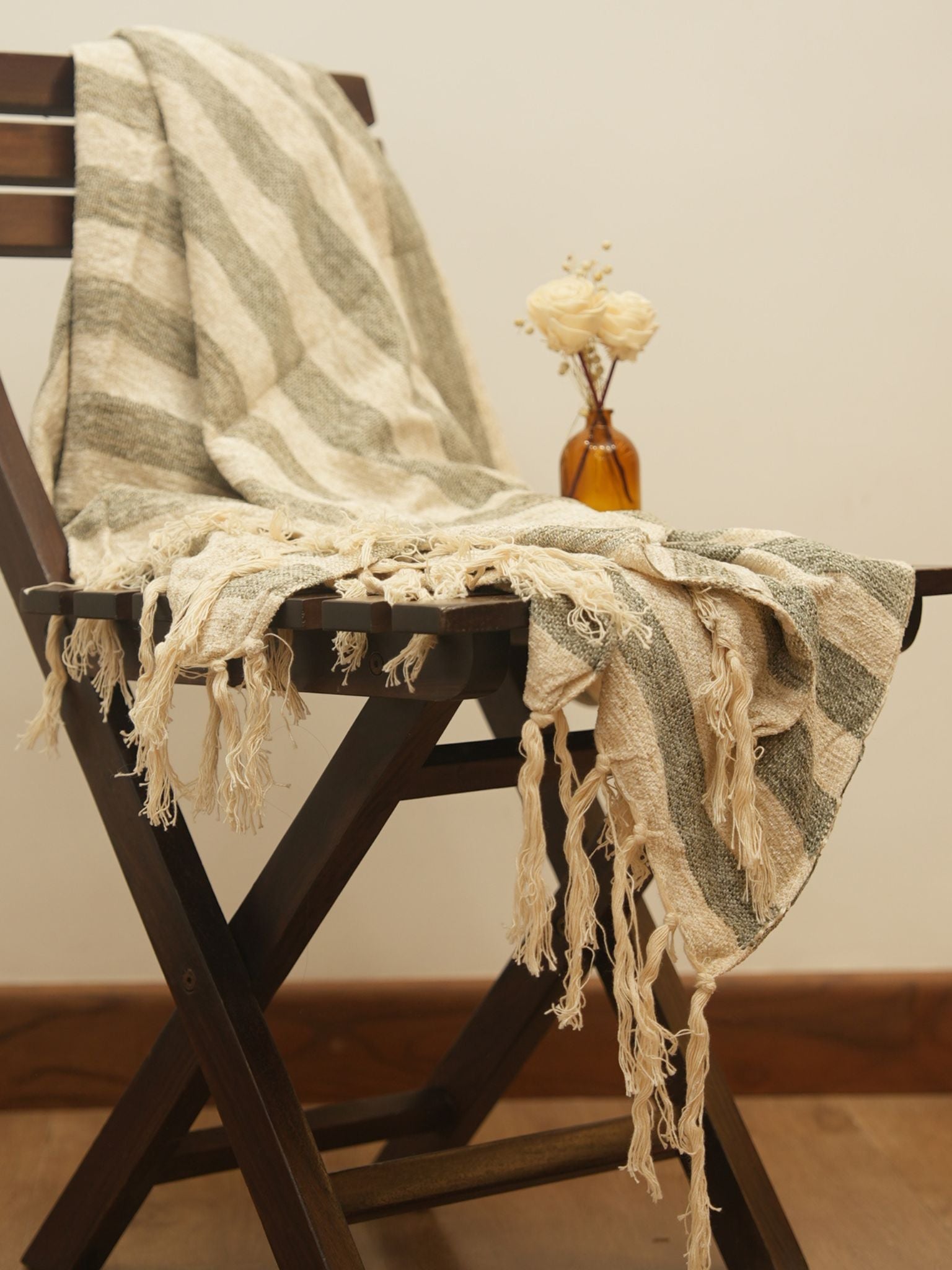 Ivory and Grey Woven Throw with Tassels
