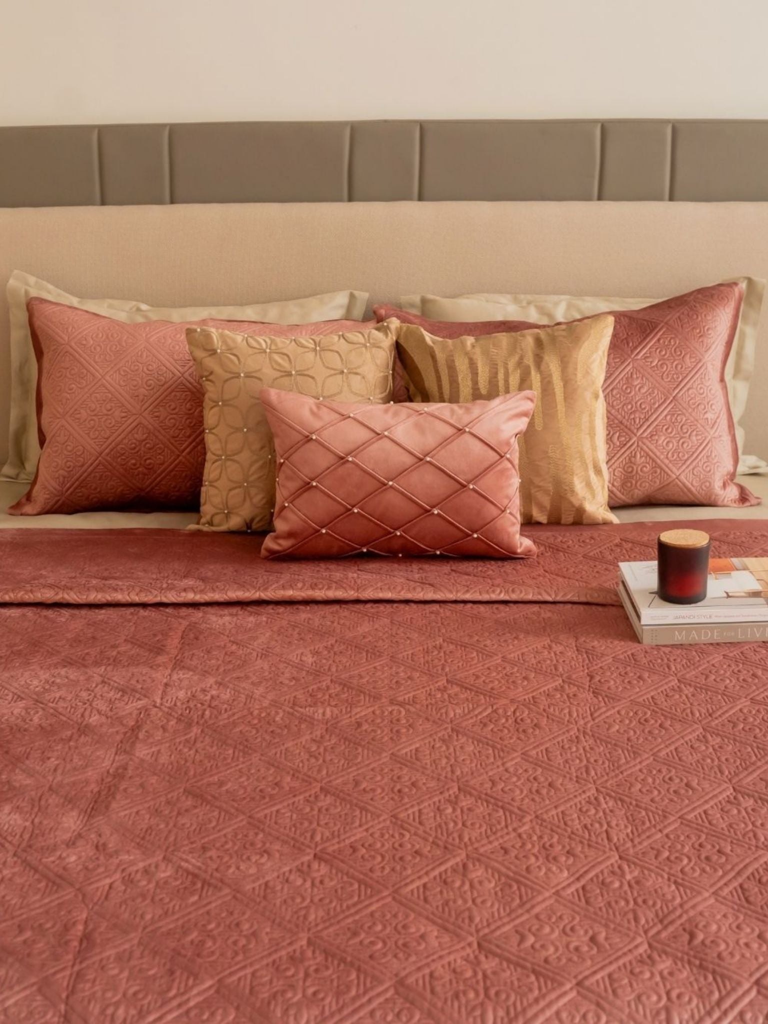 Fiona Blush Velvet Trousseau Set (10 PC Set)