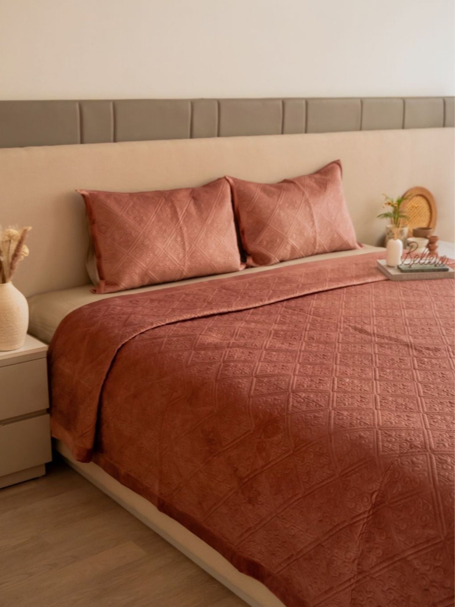 Fiona Blush Velvet Bedspread Set