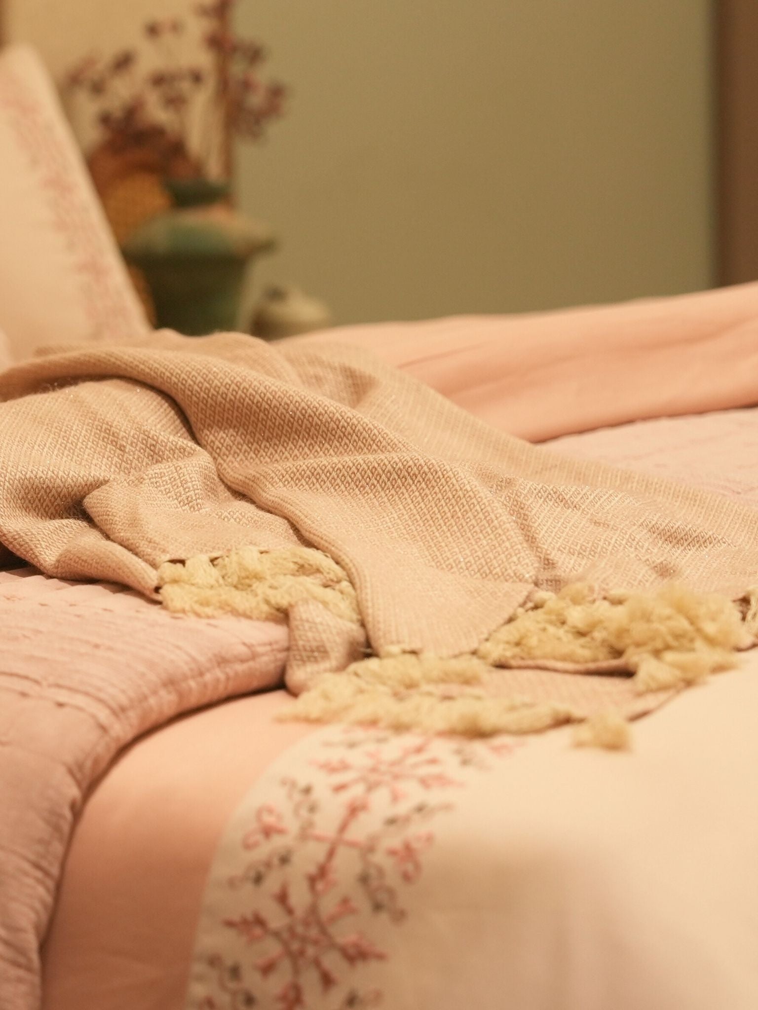 Luna Oasis Rose Bedding Set (12 PC Set)