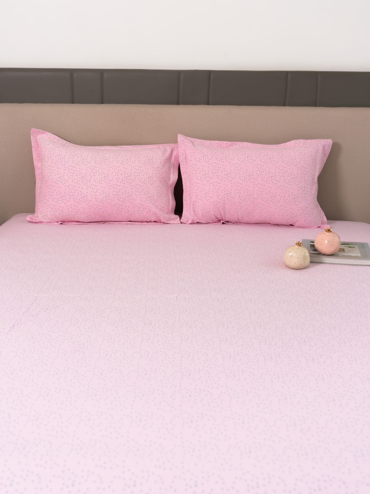 Twinkle Twinkle Lil Star Pink Printed Cotton Bedsheet Set
