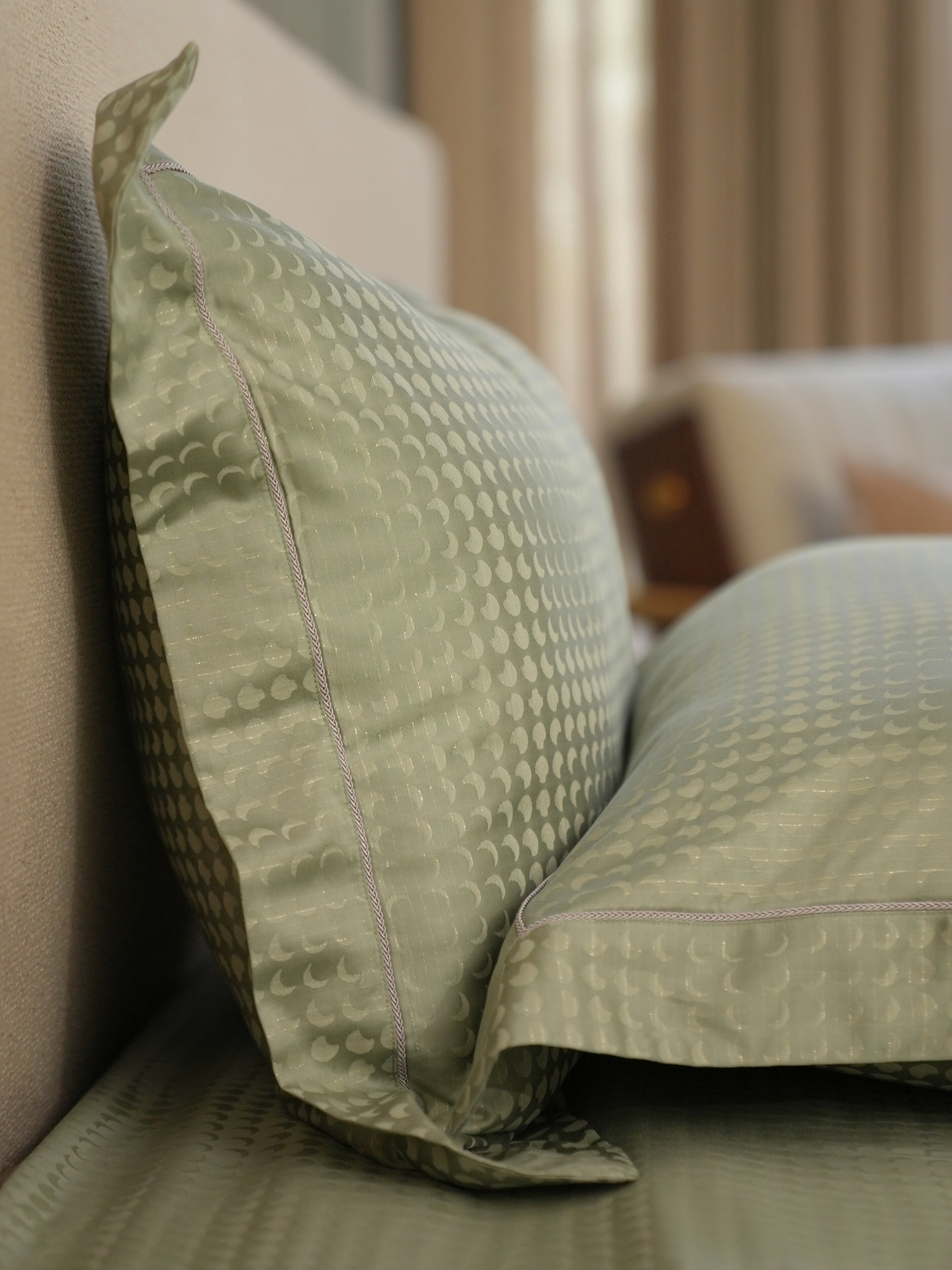 Minted Sage Premium Tencel Jacquard Bedsheet Set with Lace