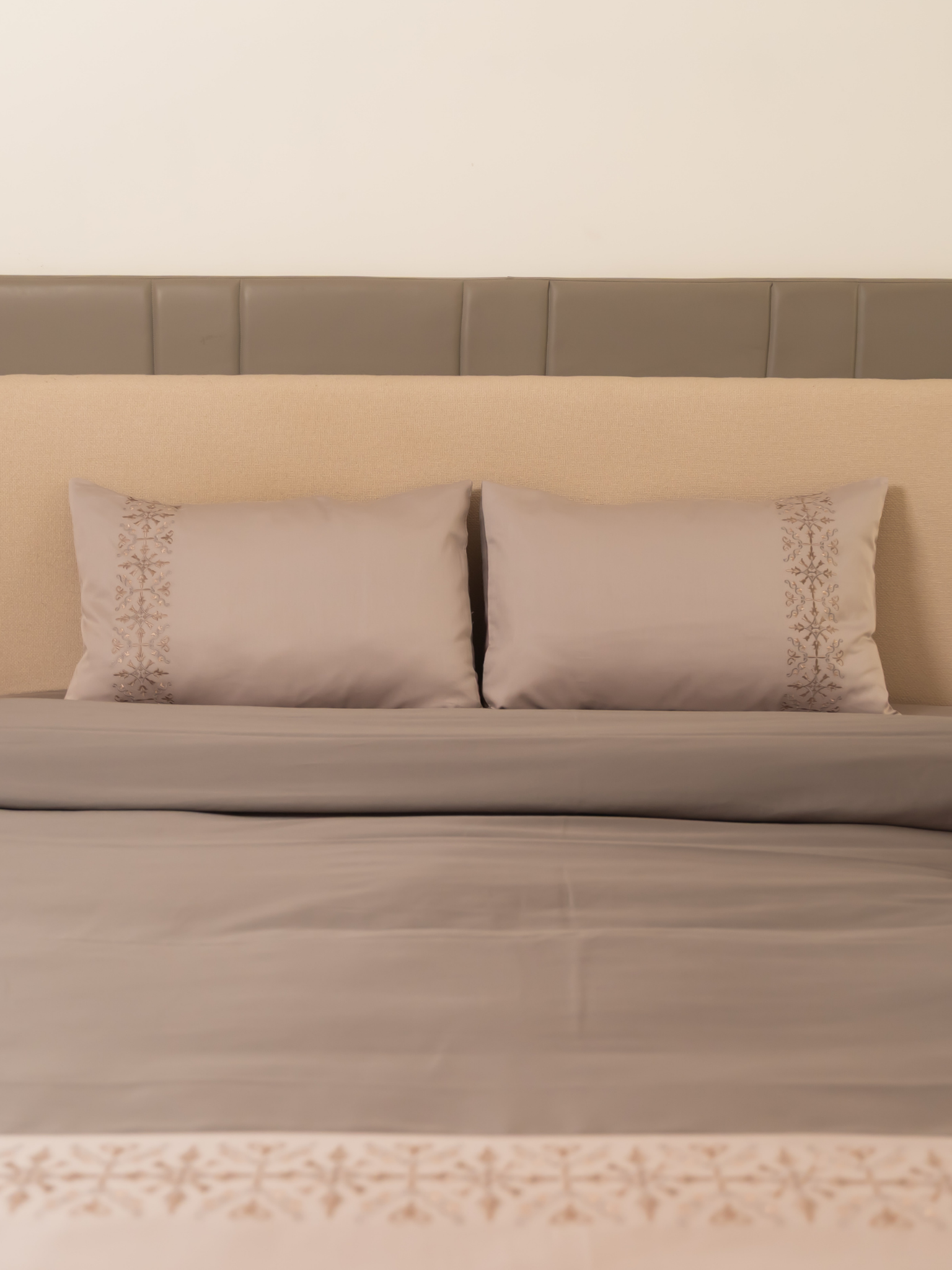 Luna Silver Dark Grey Dreams Duvet Cover