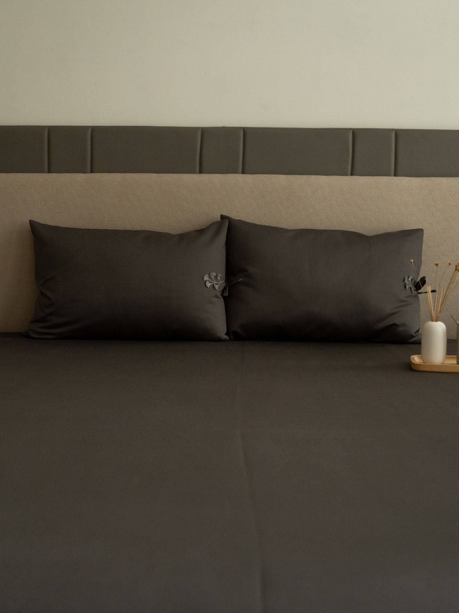 1000TC Botanique Titanium Grey Egyptian Cotton Bedsheet Set