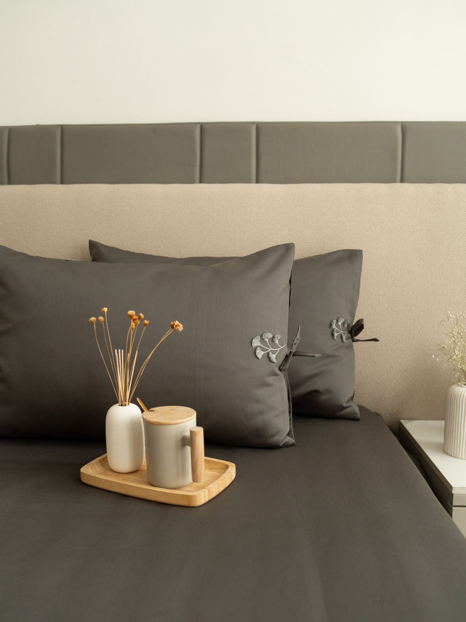 1000TC Botanique Titanium Grey Egyptian Cotton Bedsheet Set