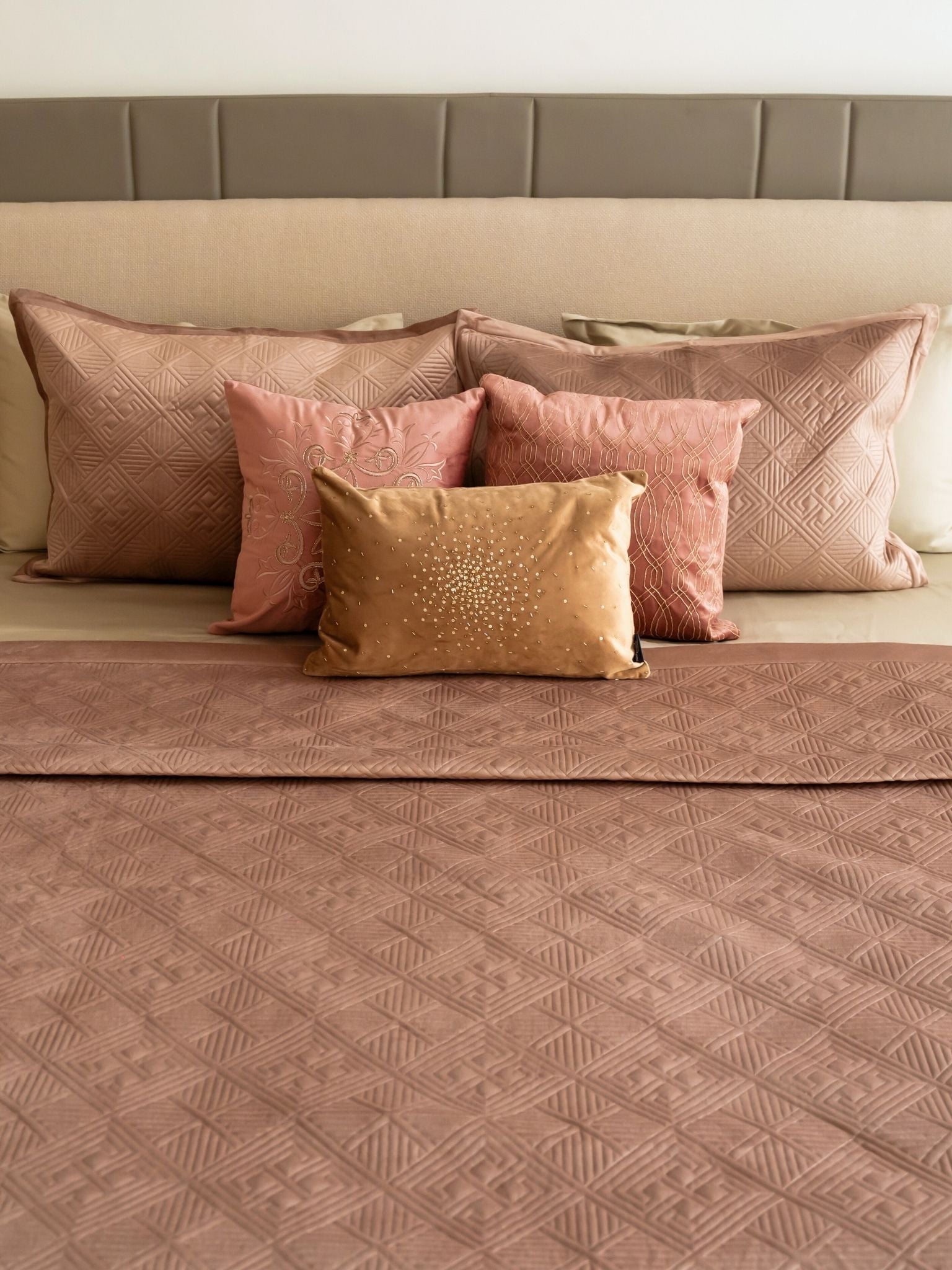 Isla Buff Velvet Trousseau Set (10 PC Set)