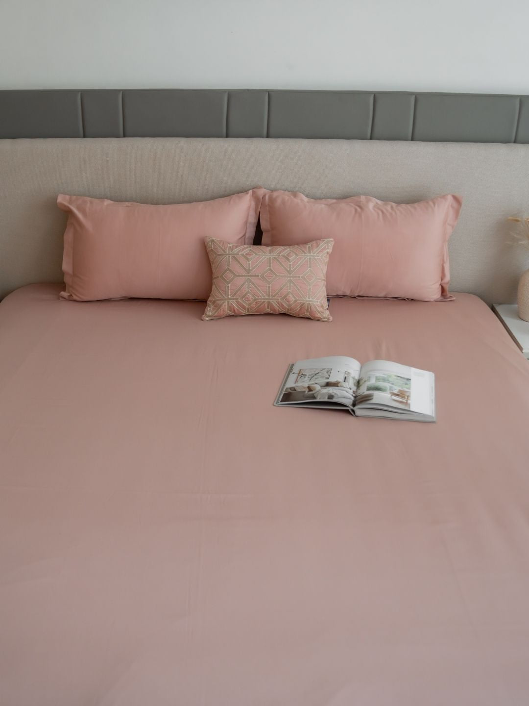 Azure Rose Treasure Bedsheet Set
