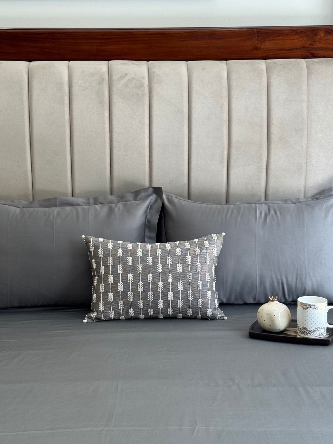 Abyss Elephant Grey Treasure Bedsheet Set