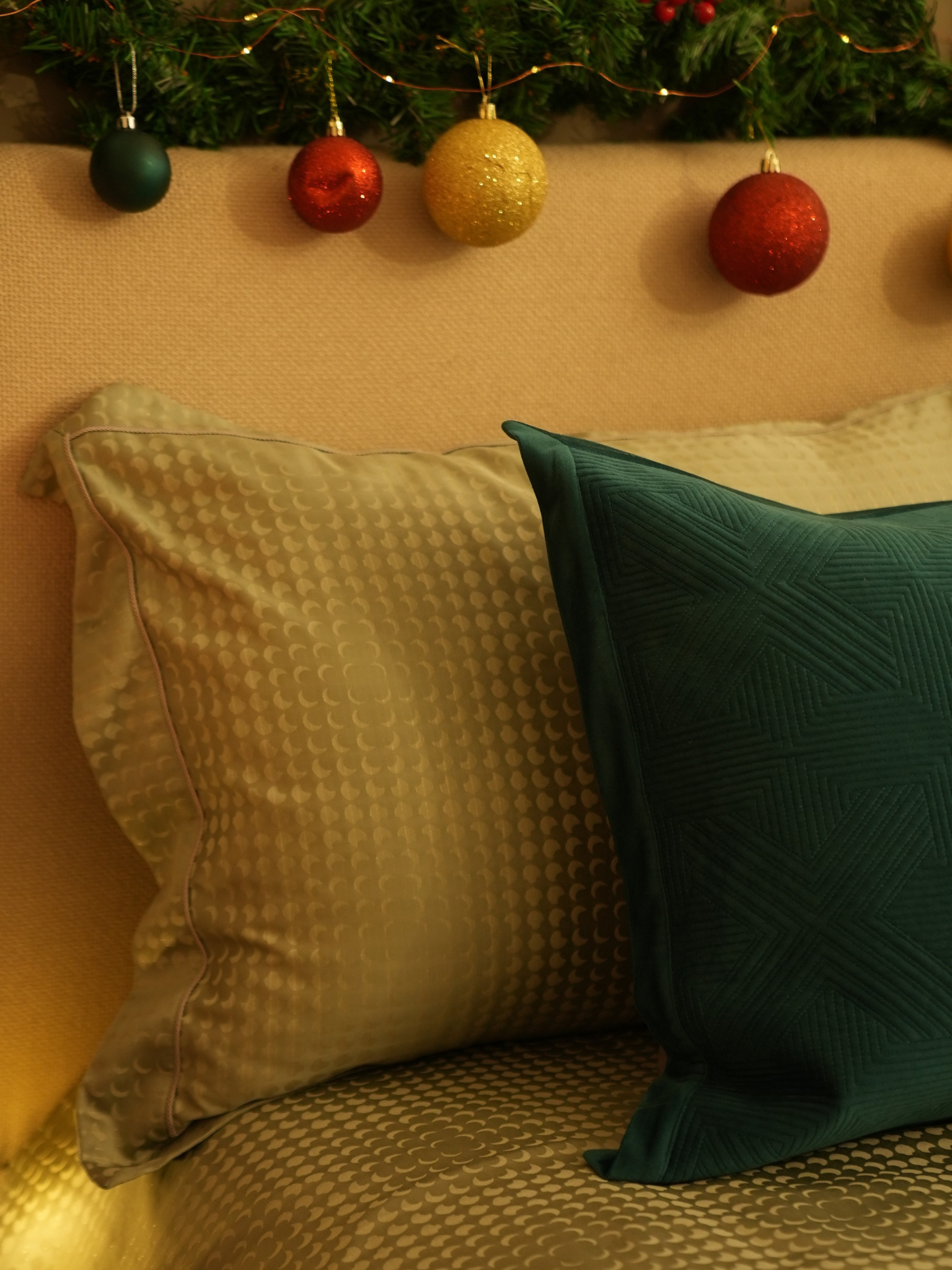 Bonito Emerald Green Velvet Sage Tencel Christmas Bedding Set