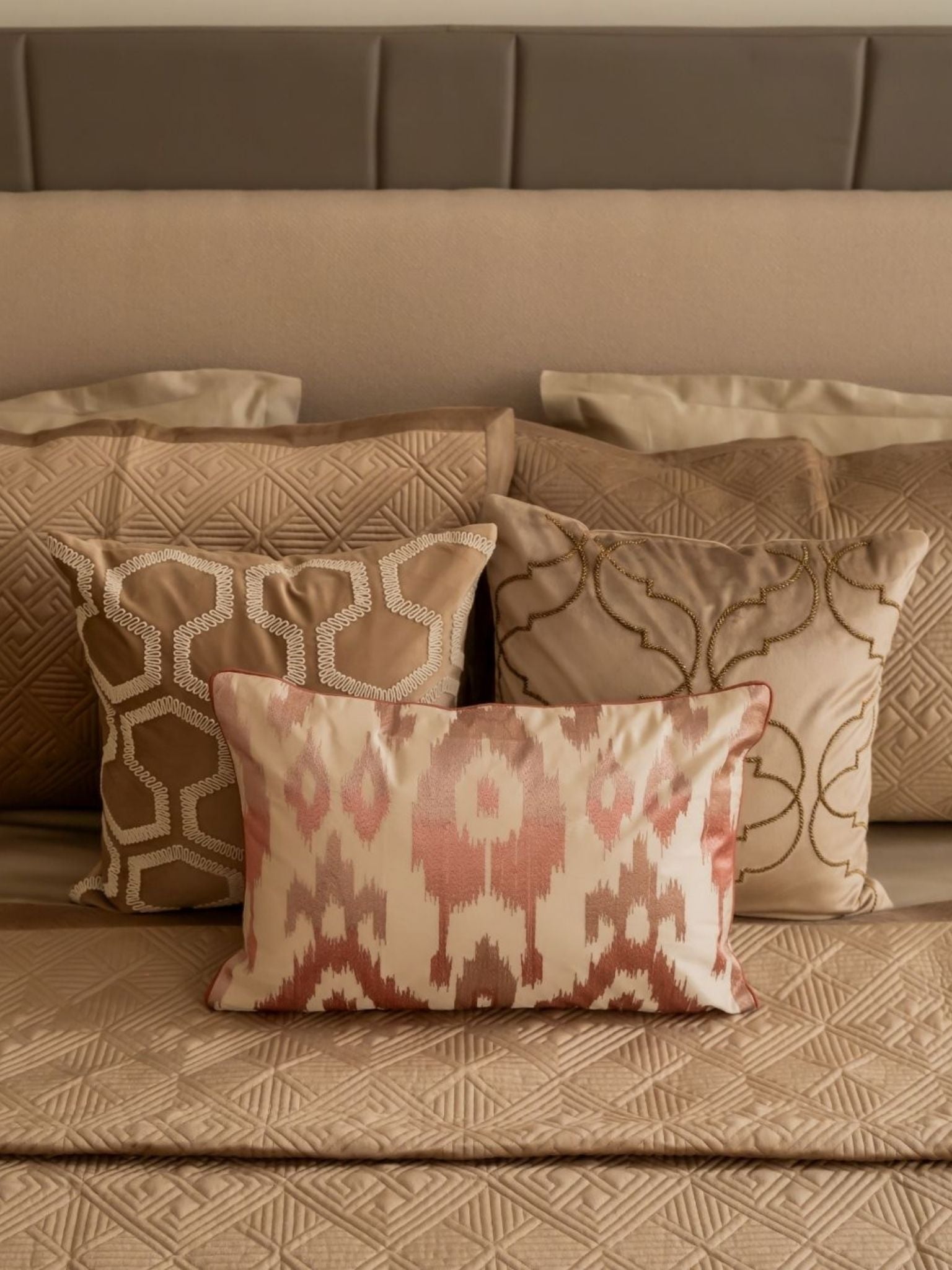 Isla Champagne Gold Velvet Trousseau Set (10 PC Set)