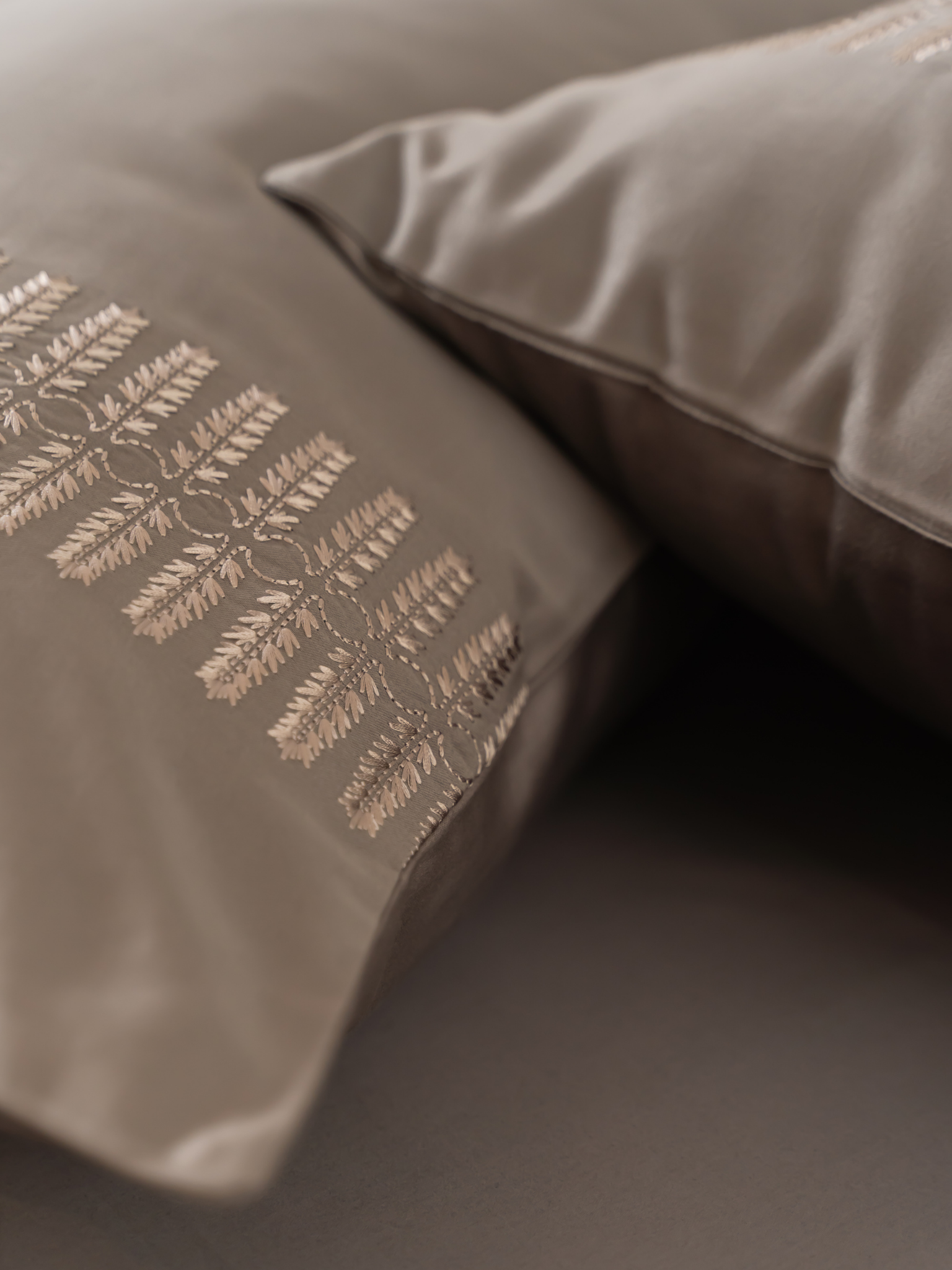 Elise Elephant Grey Sandstone Grey Dreams Duvet Cover Set