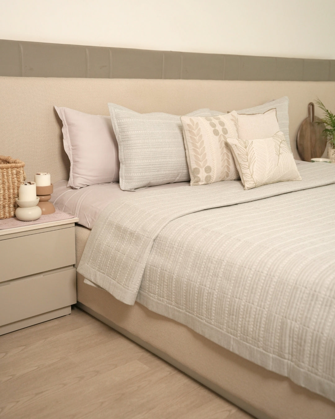 Aurelia Grey Quilted Bedspread Set