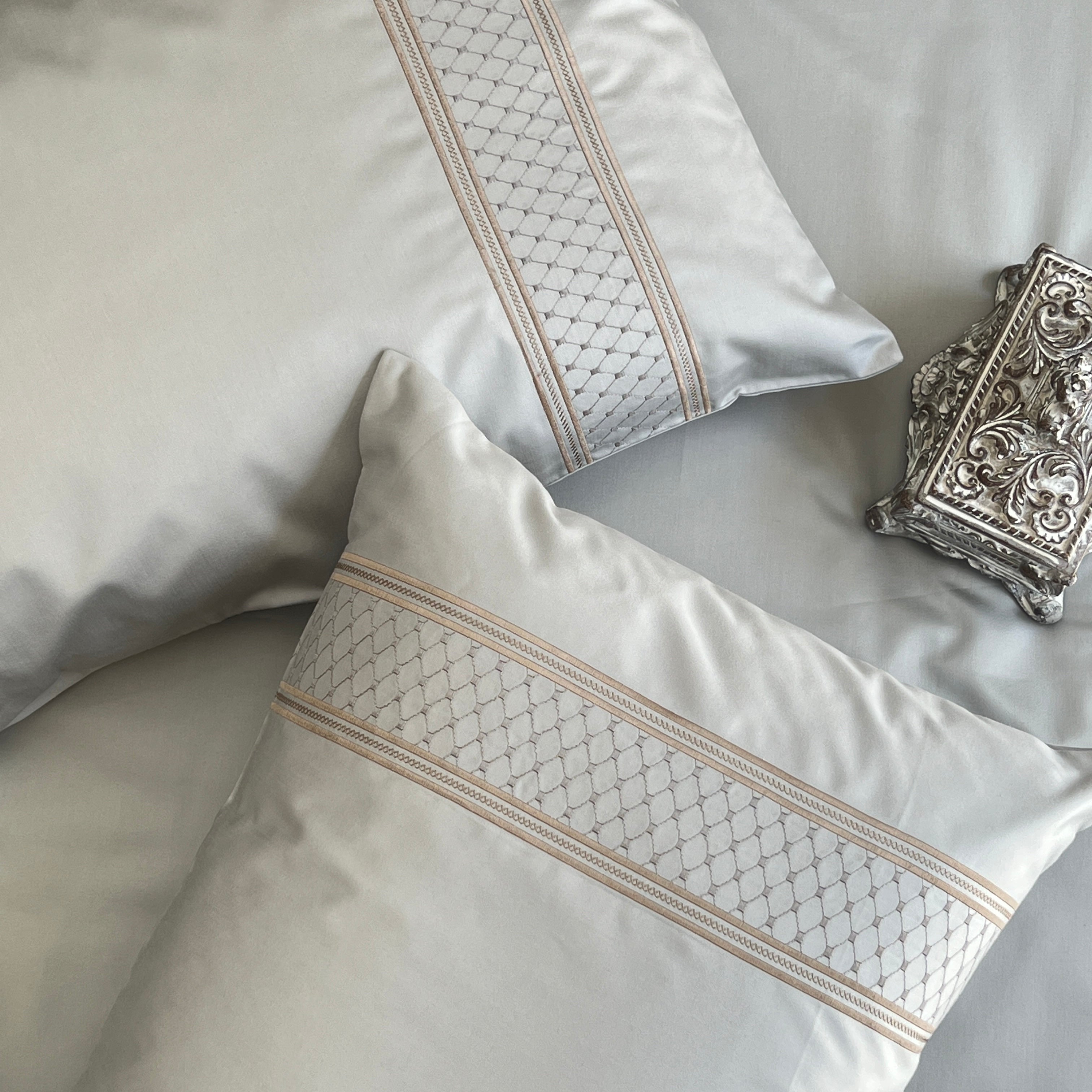 600TC Cotton Checkers Pearl Grey Beyond Bedsheet Set