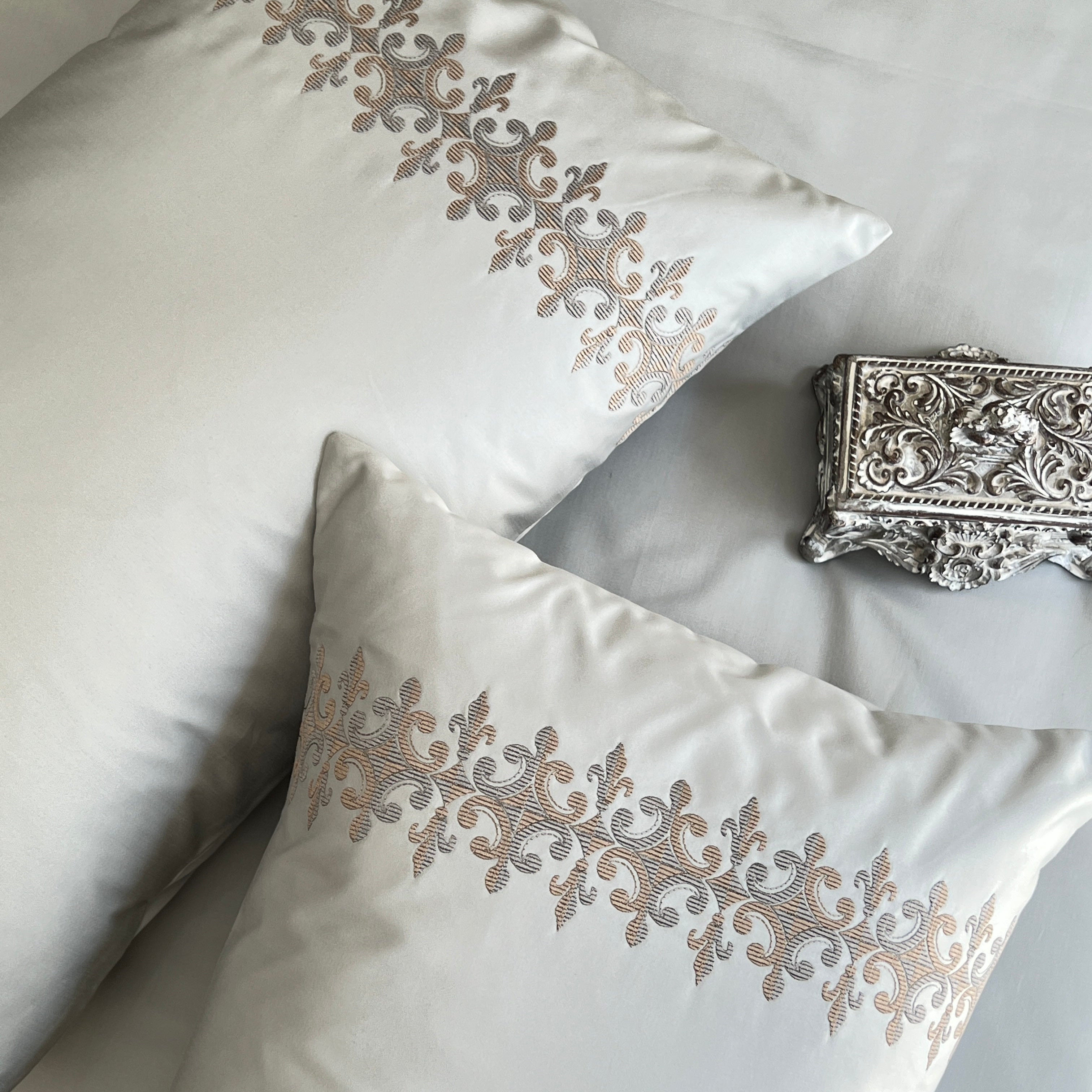 600TC Cotton Crown Pearl Grey Beyond Bedsheet Set
