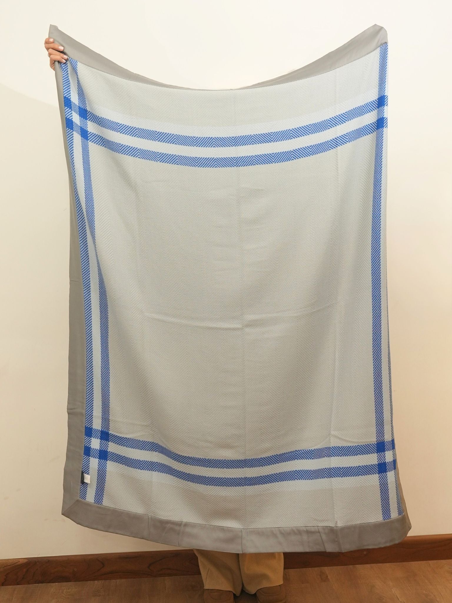 Grey Navy Cashmere Woolen Throw