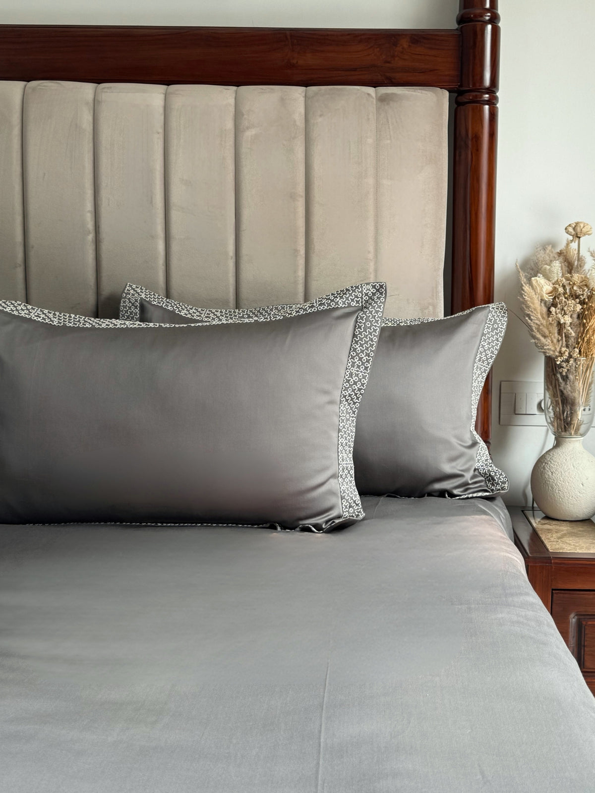 Eden Elephant Grey Bedsheet Set