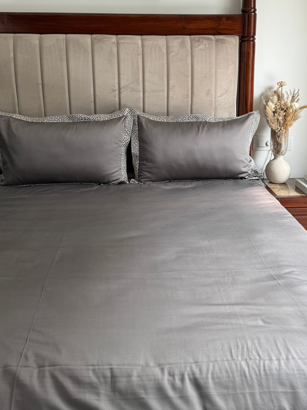 Eden Elephant Grey Bedsheet Set