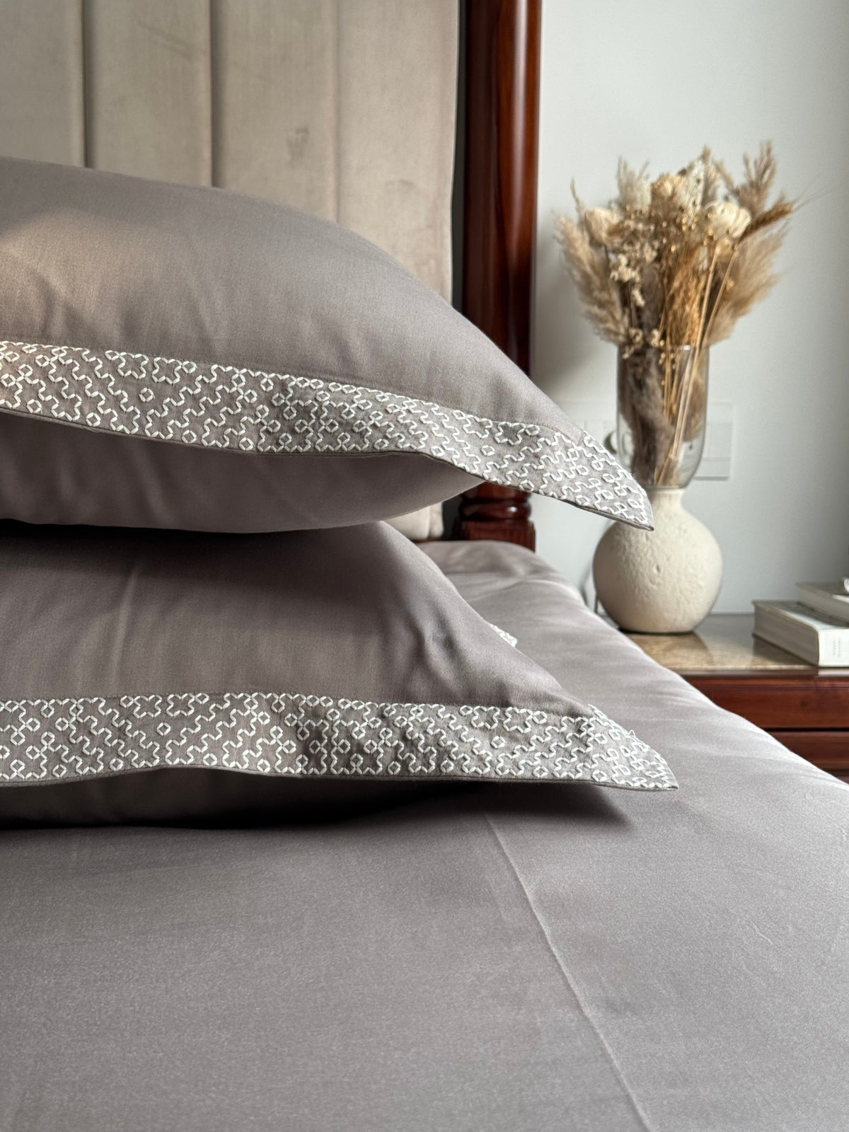 Eden Olive Grey Bedsheet Set