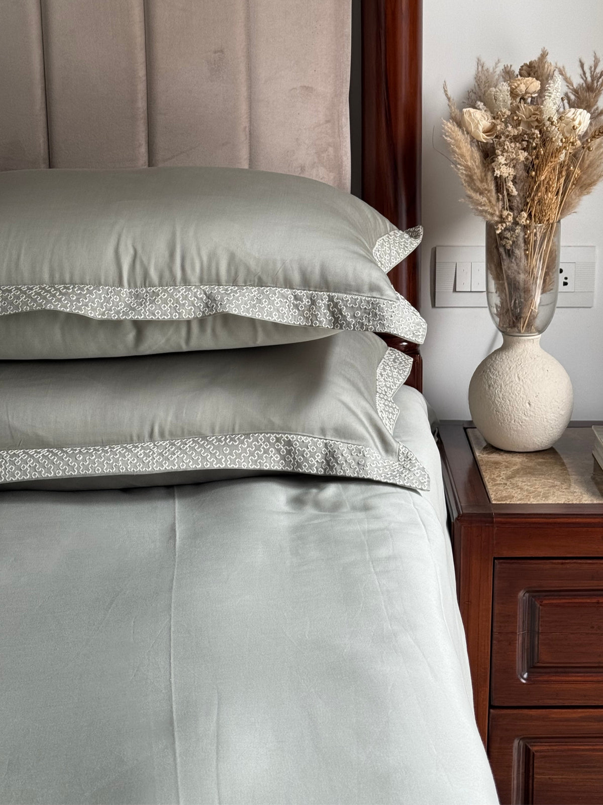 Eden Sage Green Bedsheet Set
