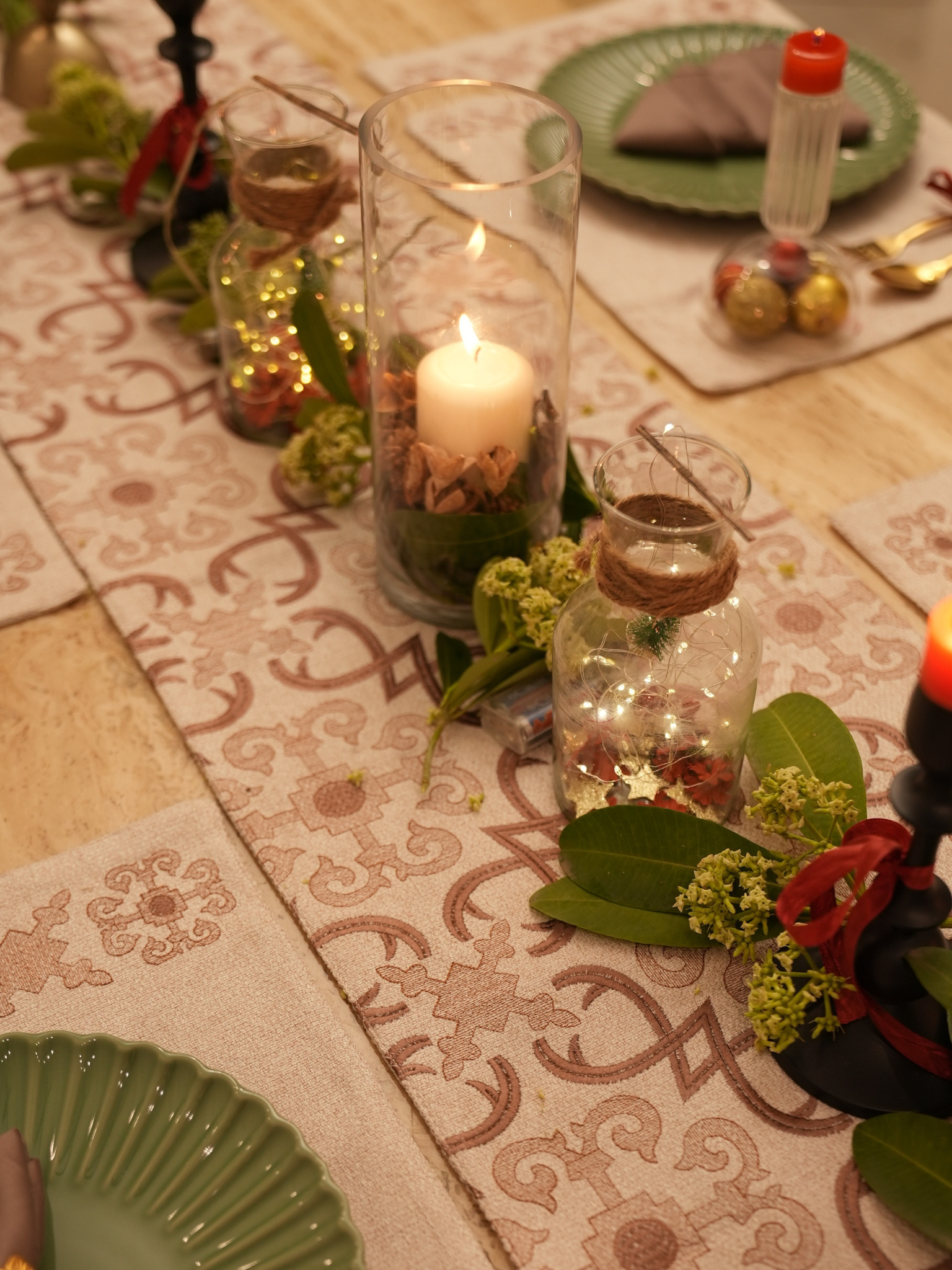 Geo Beige Table Runner