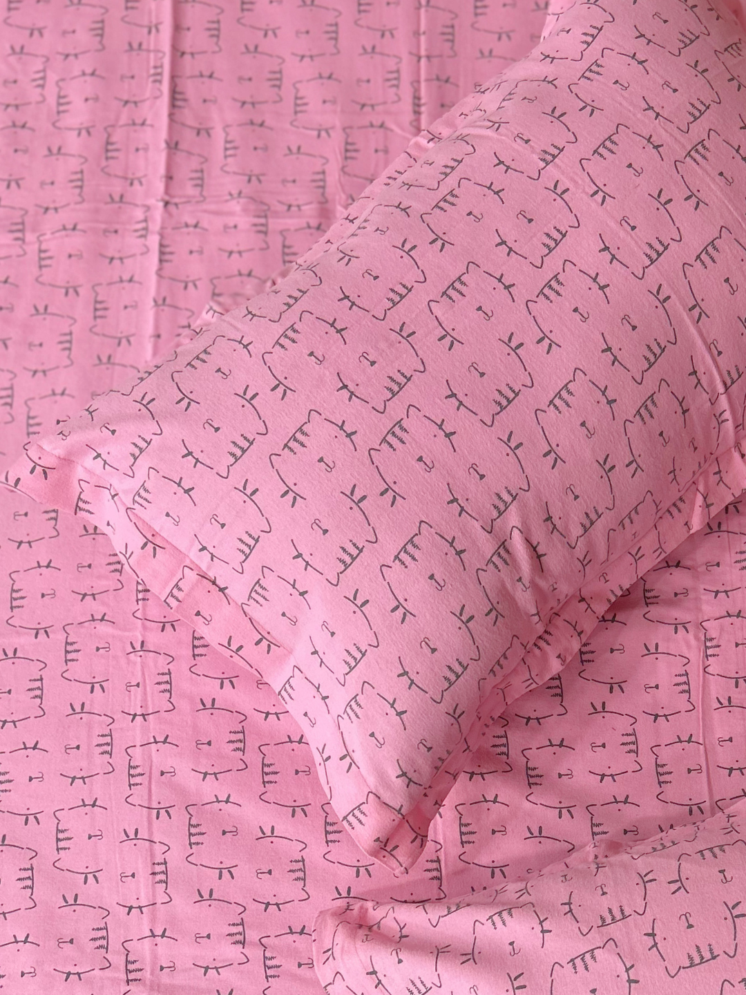 Hello Kitty Pink Printed Cotton Kids Bedsheet Set