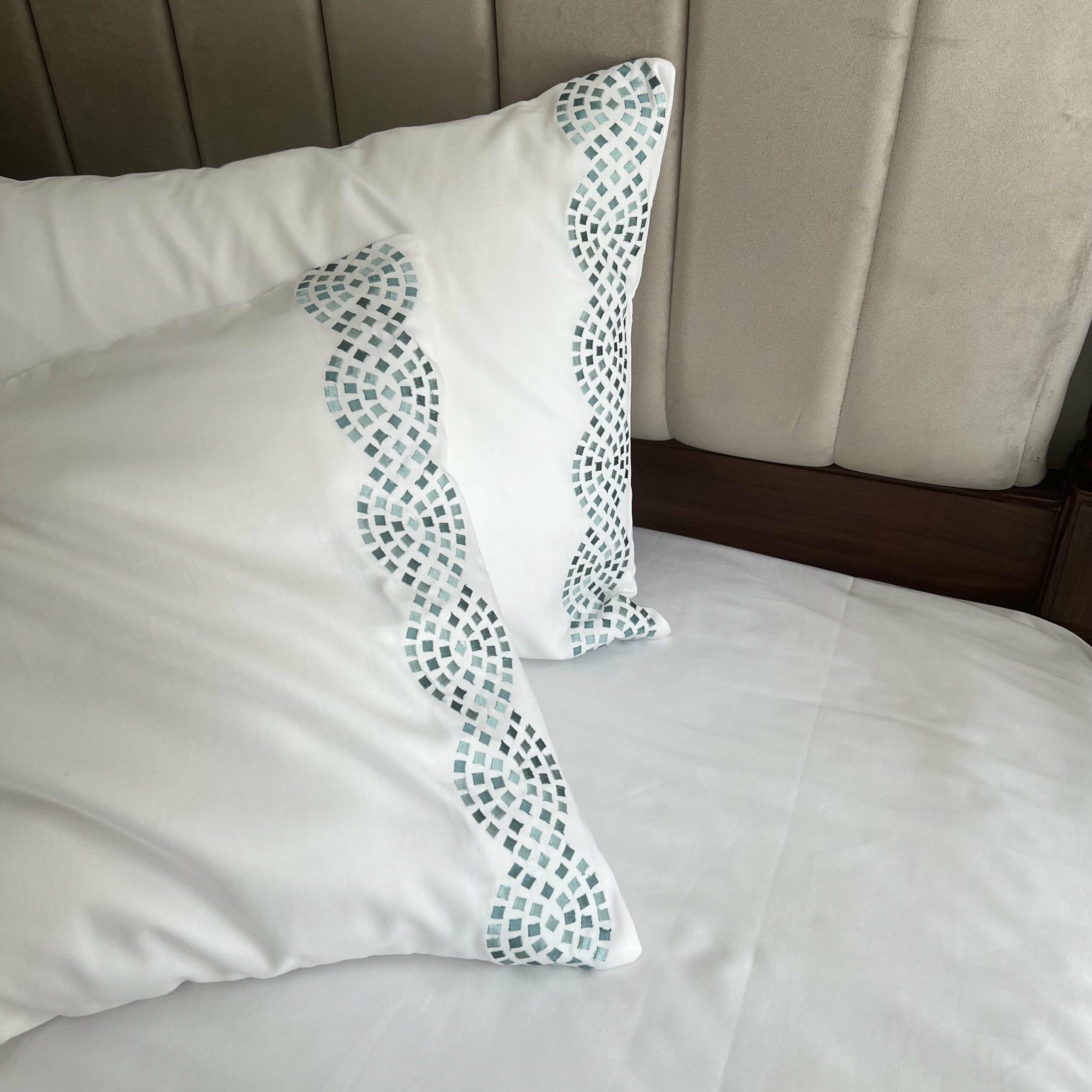 Curl White Pillow Covers (Set of 2)