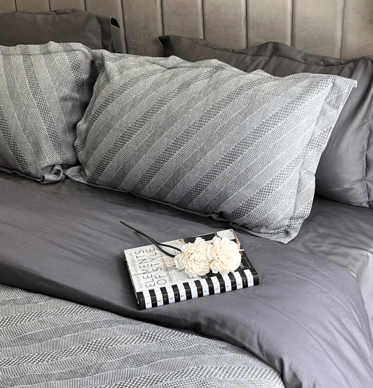 Pointed Twill Grey Woven Duvet Cover Set