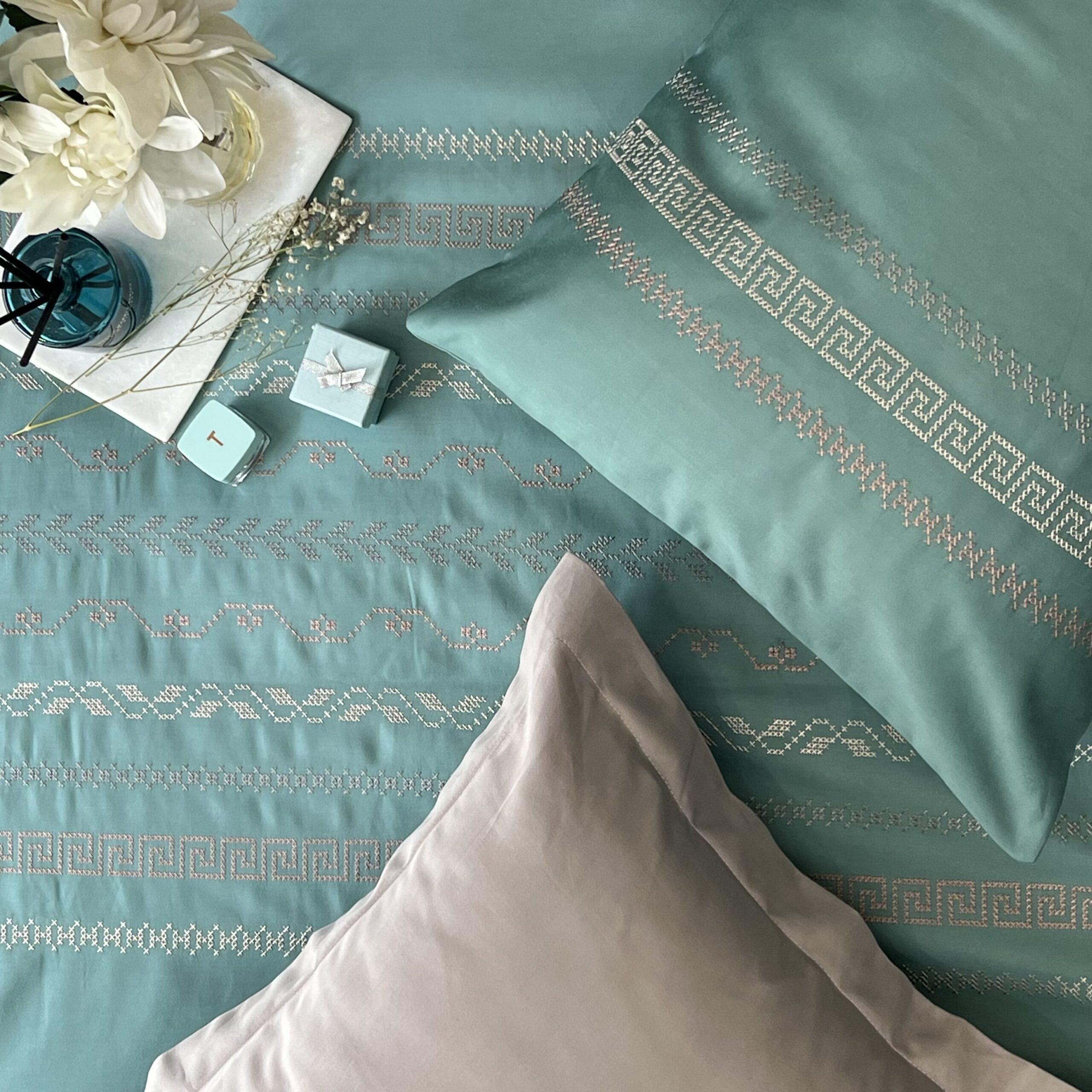 Lucas Turquoise Syona Duvet Cover