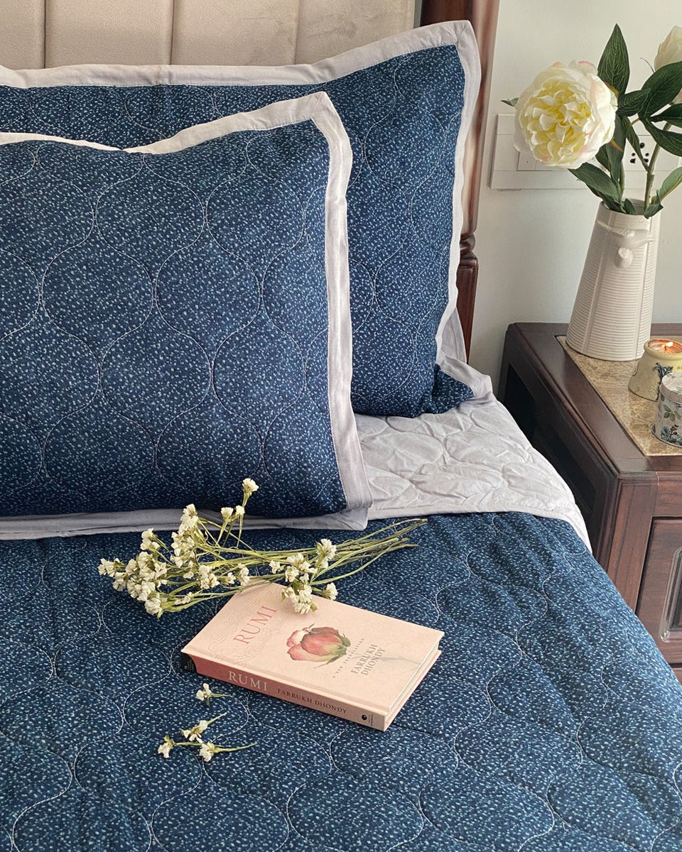 blue bedspread