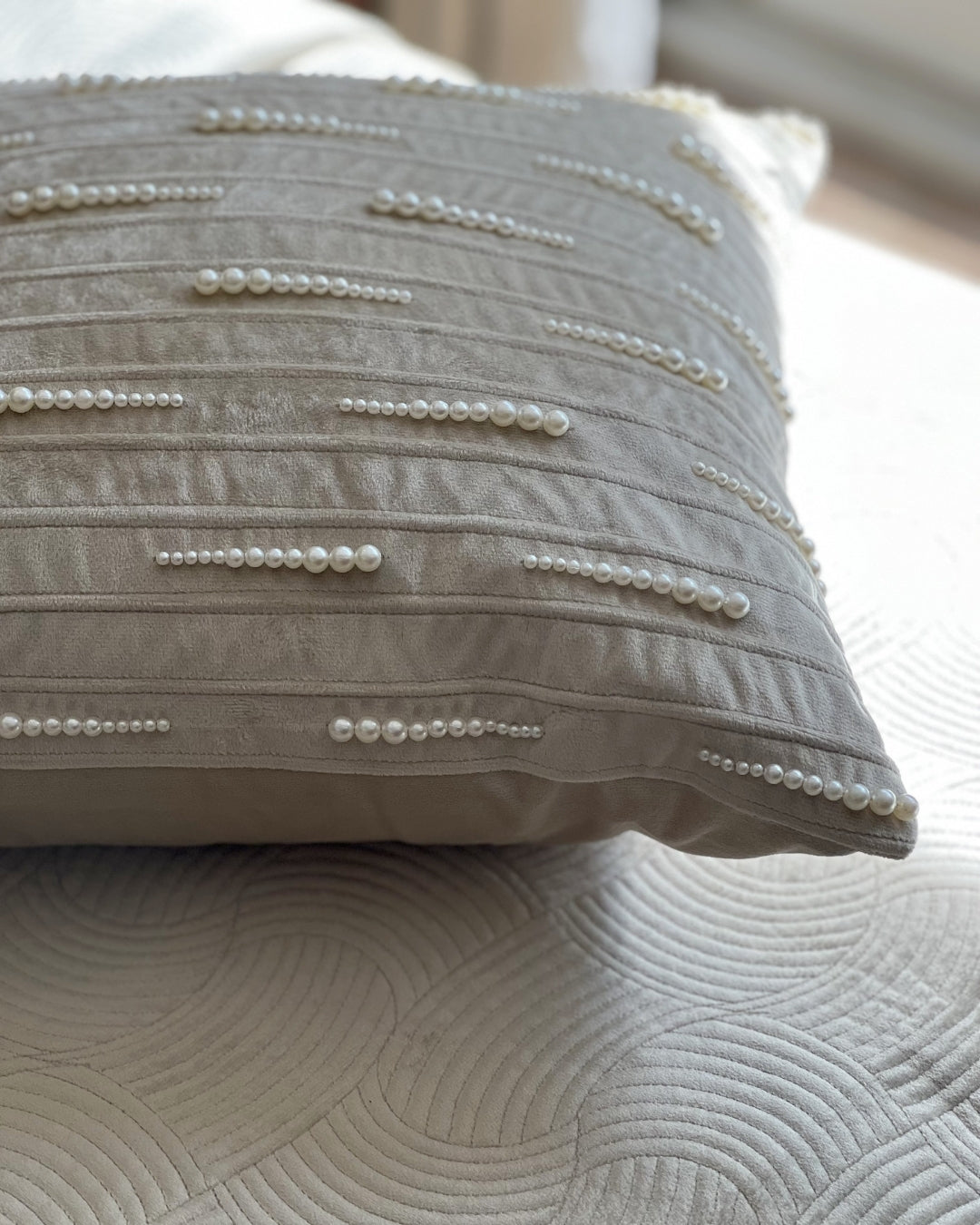 Decorative Lino Ivory Velvet Hand Embroidered Cushion Cover 16x16