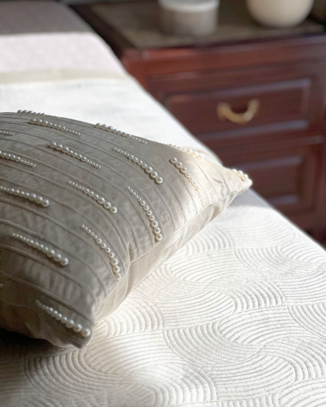Decorative Lino Ivory Velvet Hand Embroidered Cushion Cover 16x16