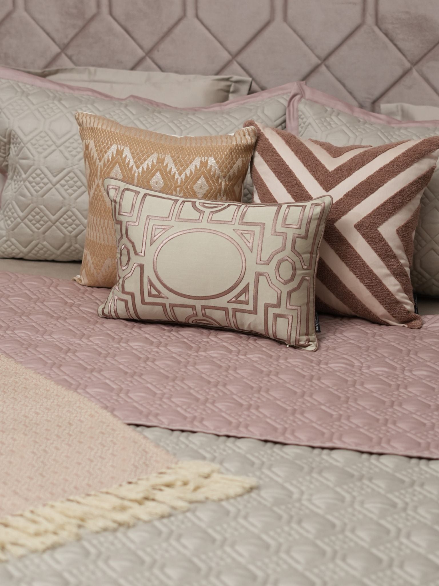 Malta Beige And Old Rose Cotton Rich Trousseau Set (10 PC Set)